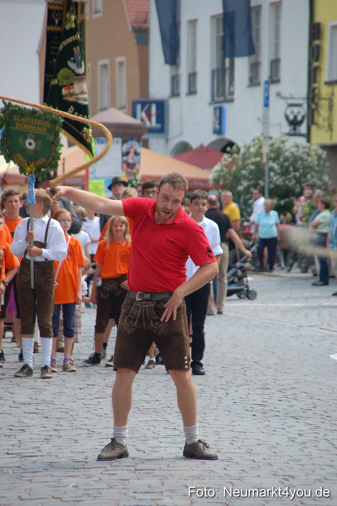 Volksfestzug Neumarkt 110813 0430