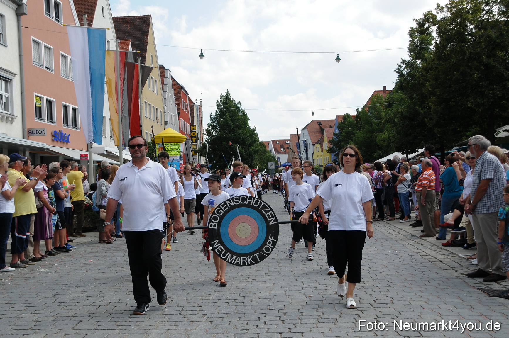 Volksfestzug Neumarkt 110813 0443