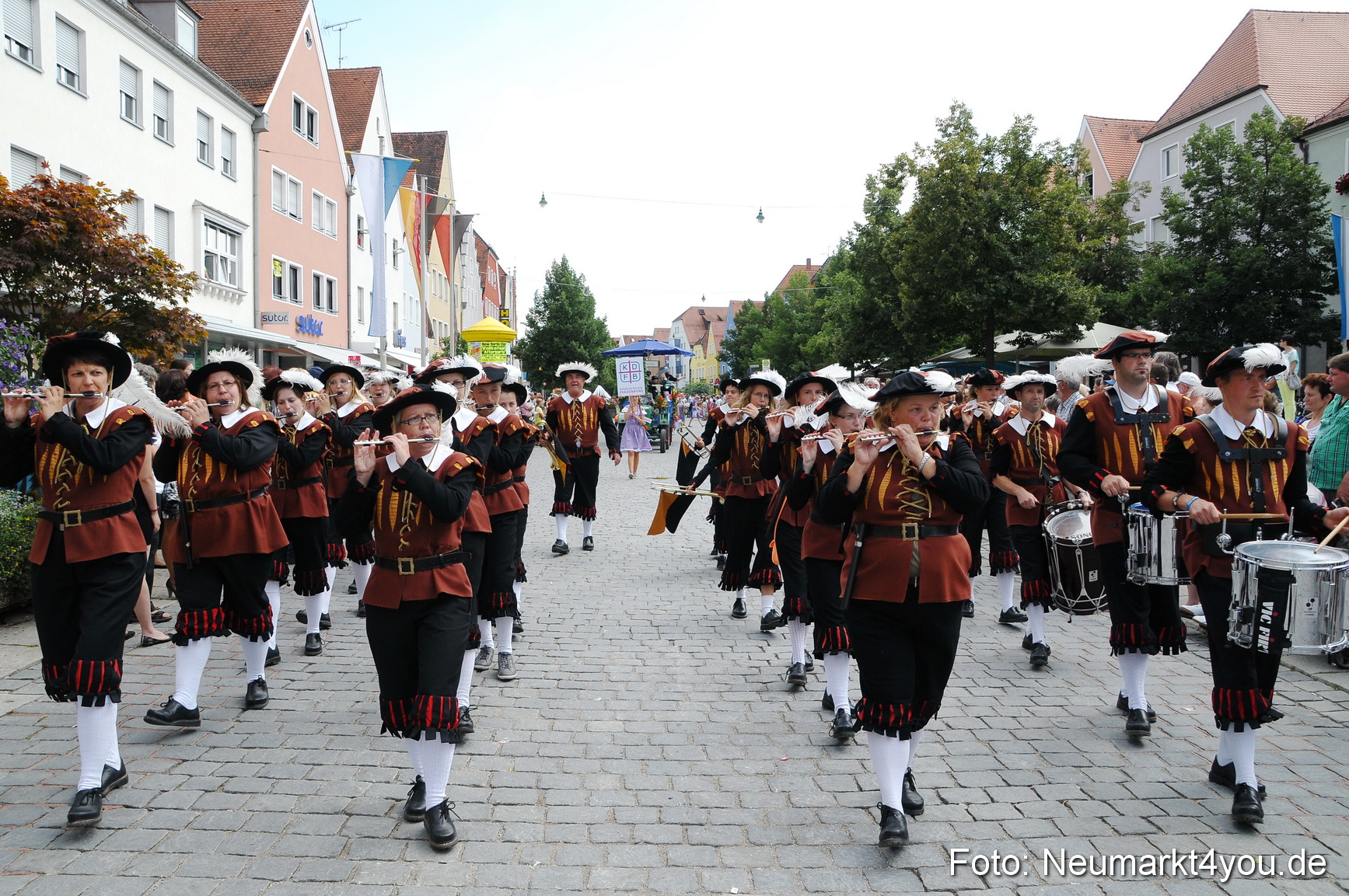 Volksfestzug Neumarkt 110813 0448