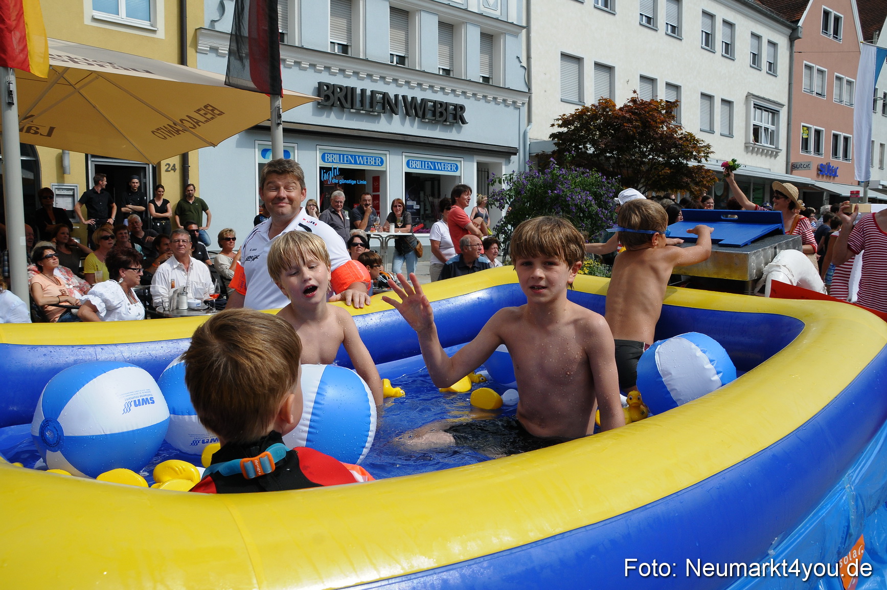 Volksfestzug Neumarkt 110813 0469