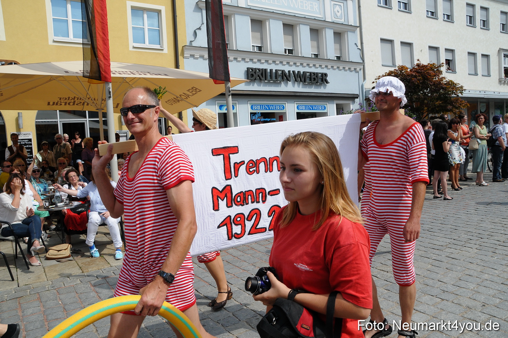 Volksfestzug Neumarkt 110813 0470