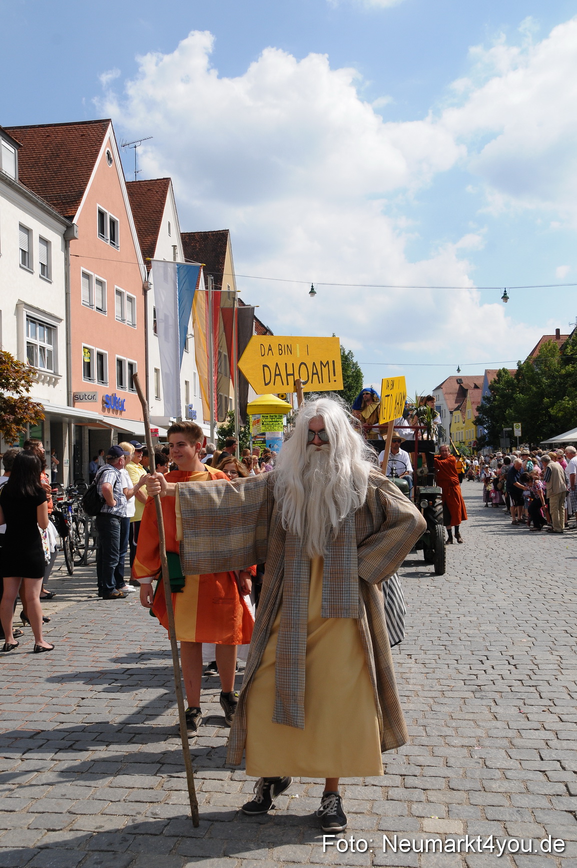 Volksfestzug Neumarkt 110813 0491