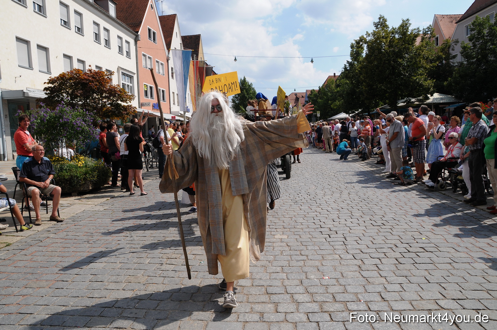 Volksfestzug Neumarkt 110813 0492