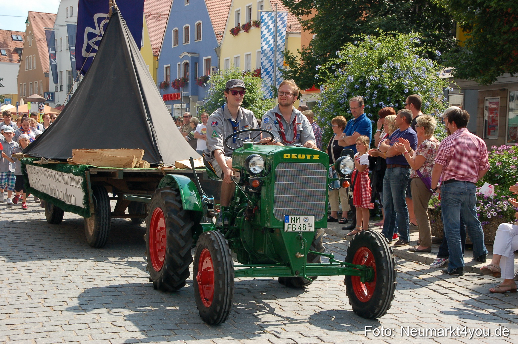 Volksfestzug Neumarkt 110813 0493