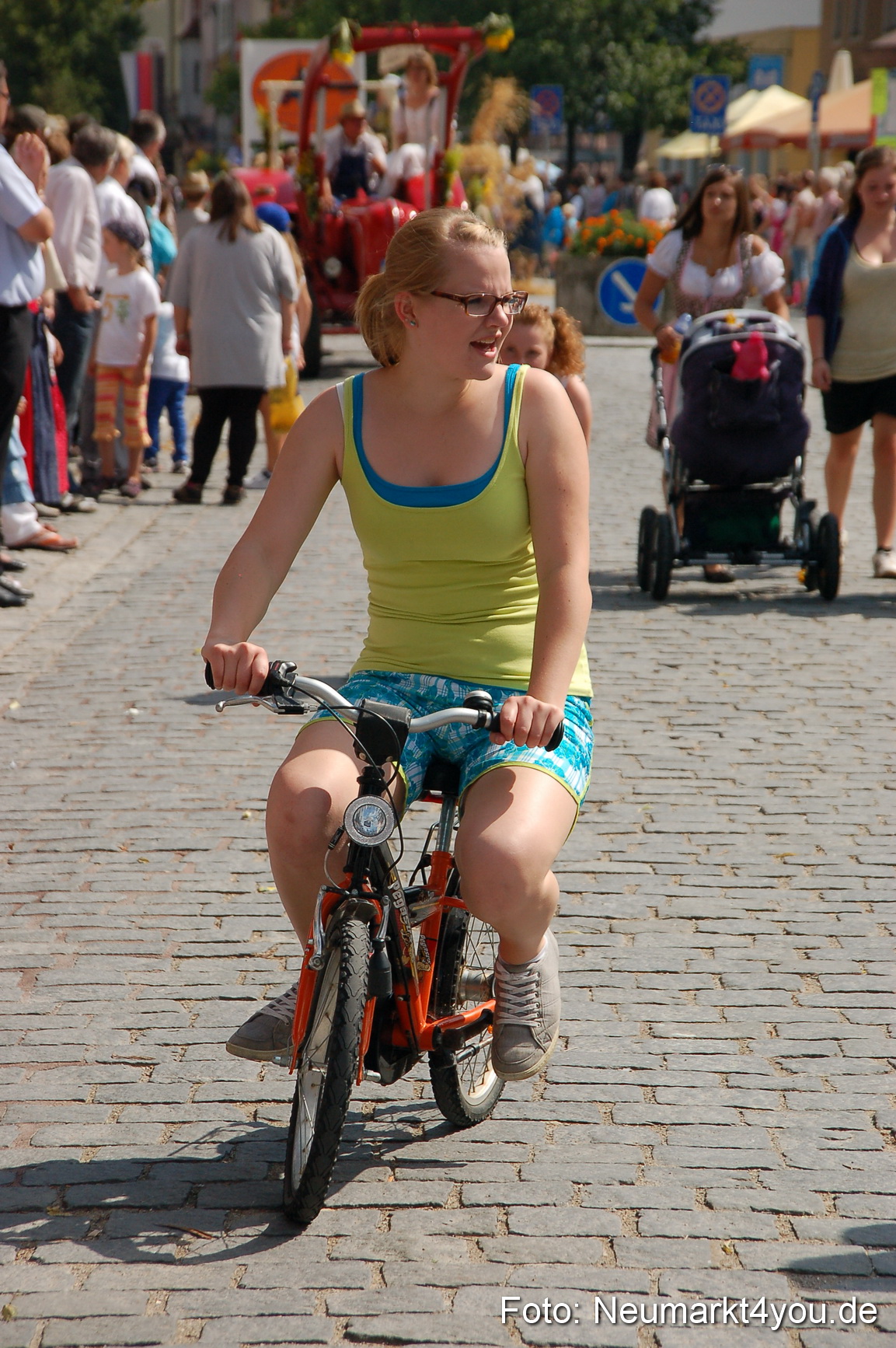 Volksfestzug Neumarkt 110813 0499
