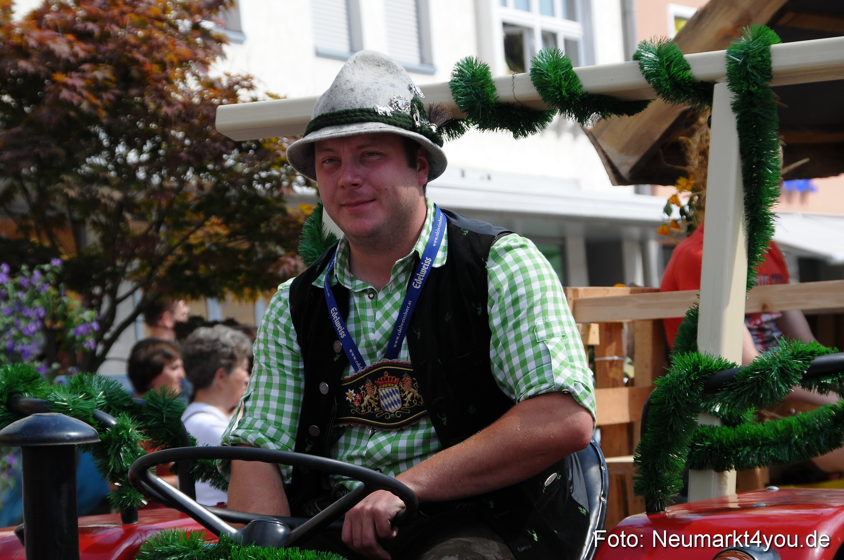 Volksfestzug Neumarkt 110813 0515