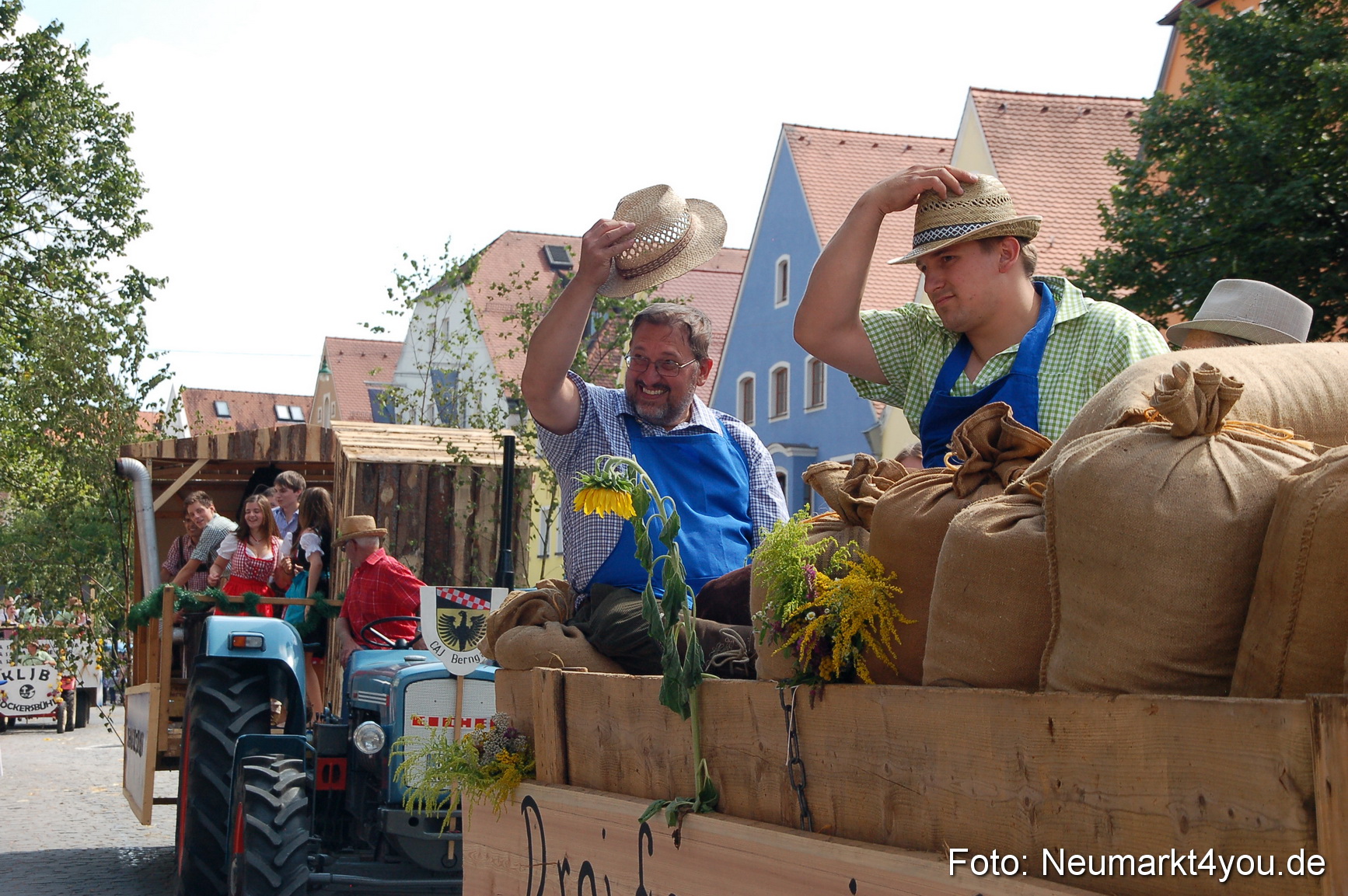 Volksfestzug Neumarkt 110813 0516