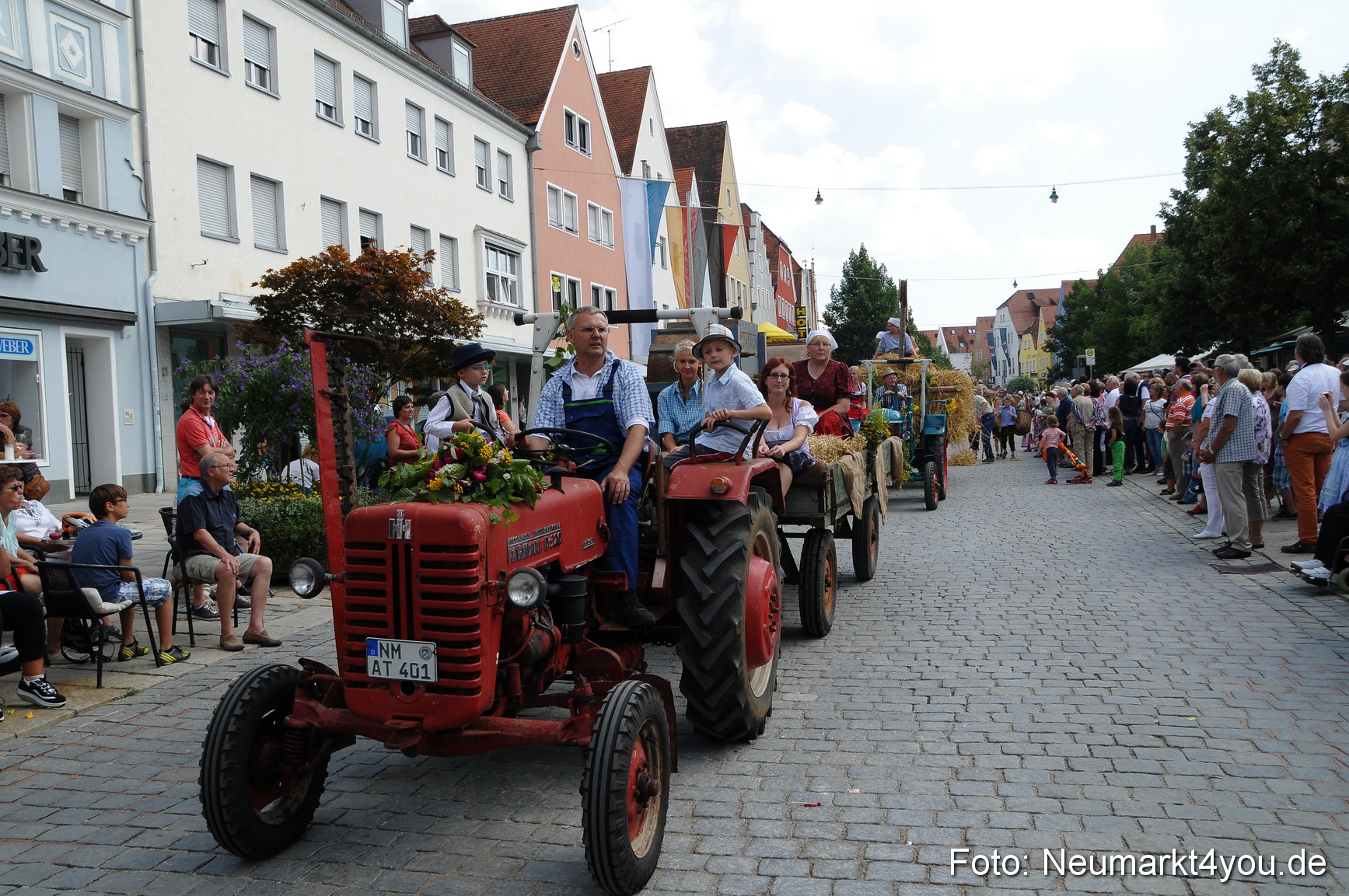 Volksfestzug Neumarkt 110813 0518