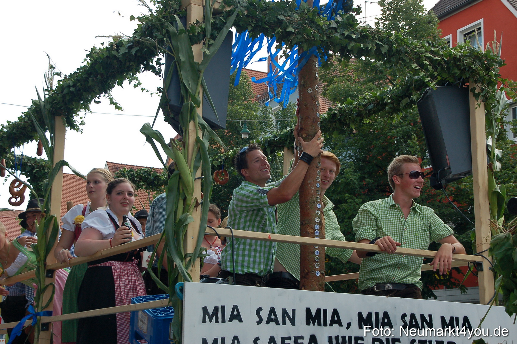 Volksfestzug Neumarkt 110813 0526