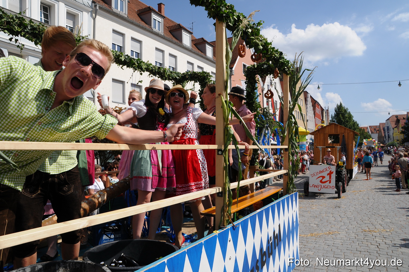 Volksfestzug Neumarkt 110813 0541