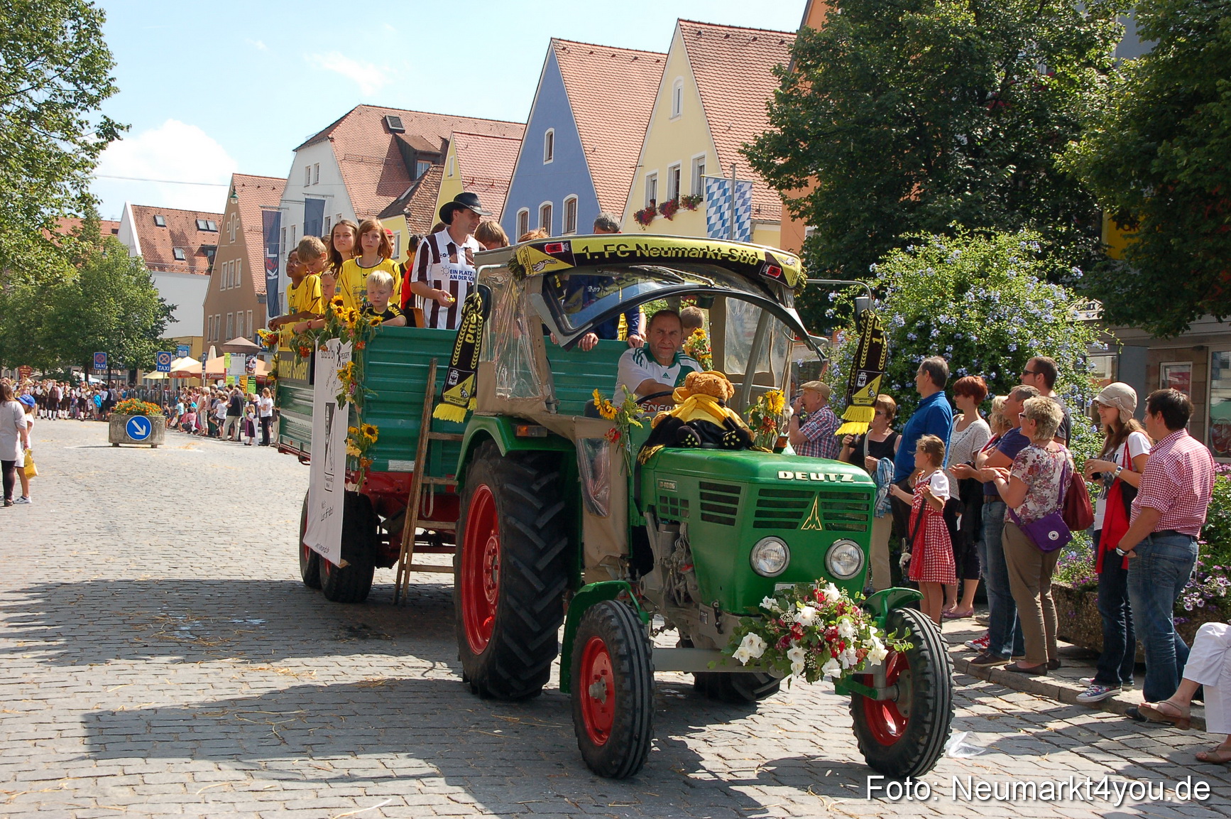Volksfestzug Neumarkt 110813 0542