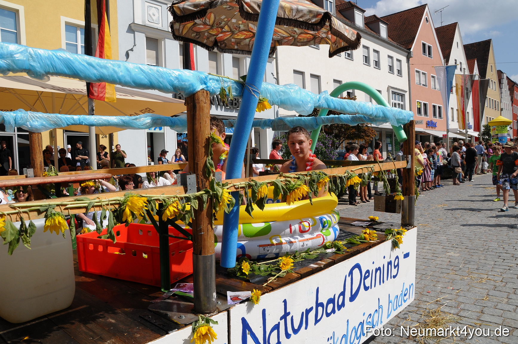 Volksfestzug Neumarkt 110813 0544