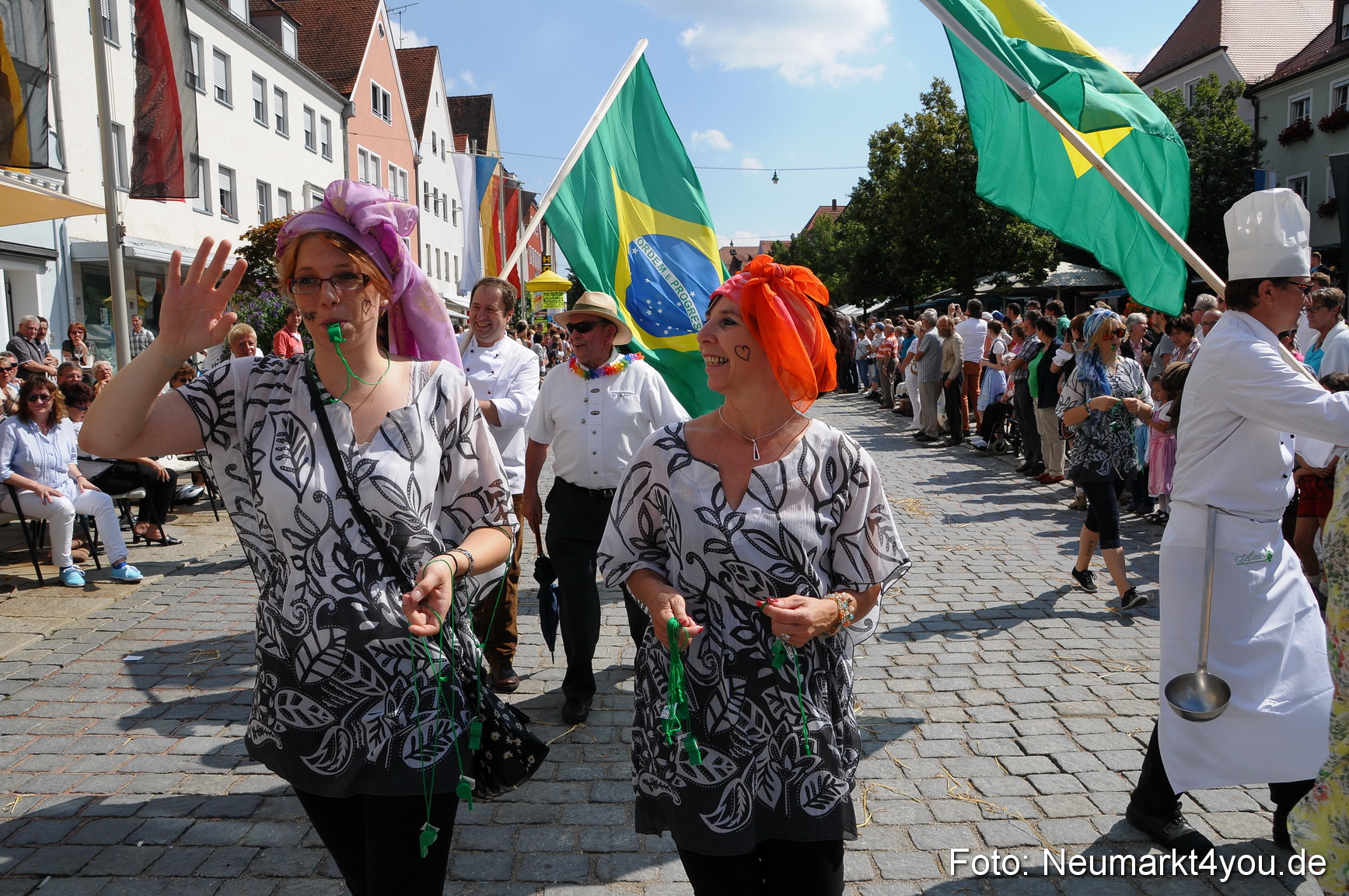 Volksfestzug Neumarkt 110813 0580