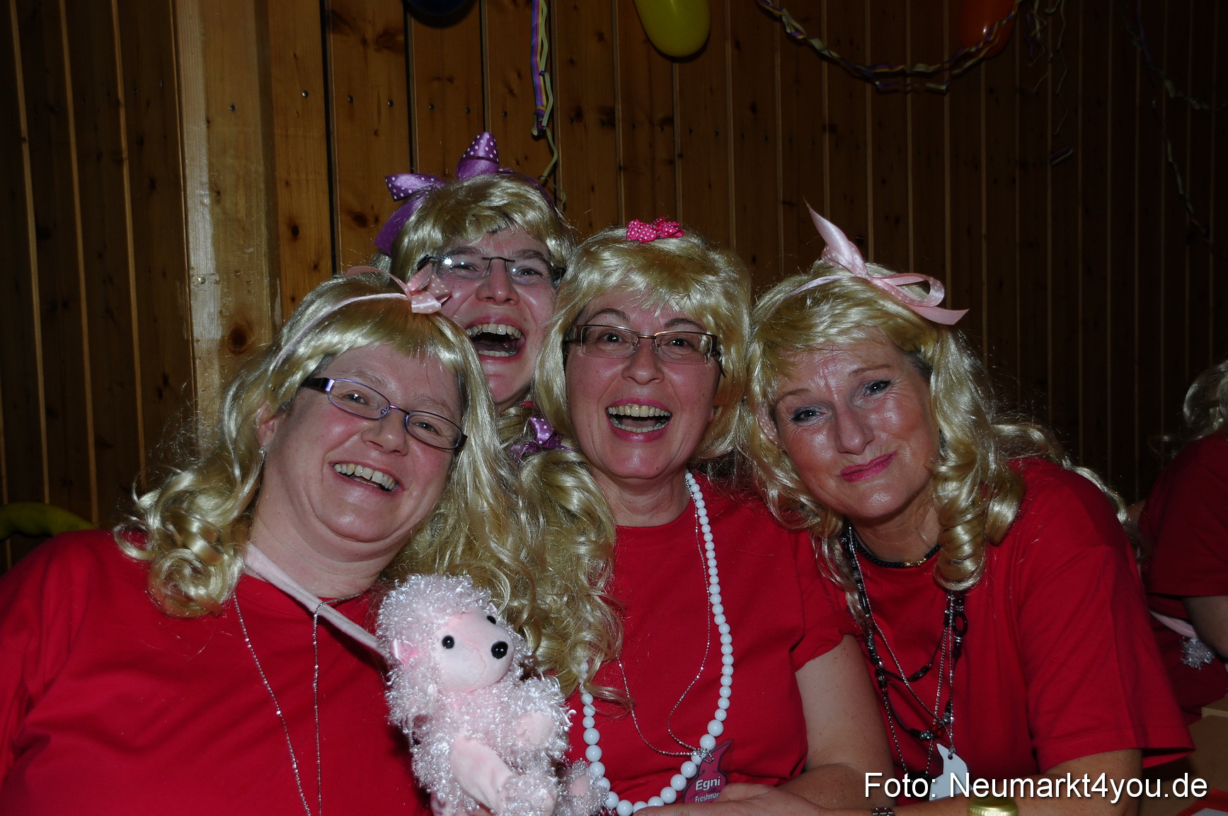 Weiberfasching Neumarkt 070213 0009