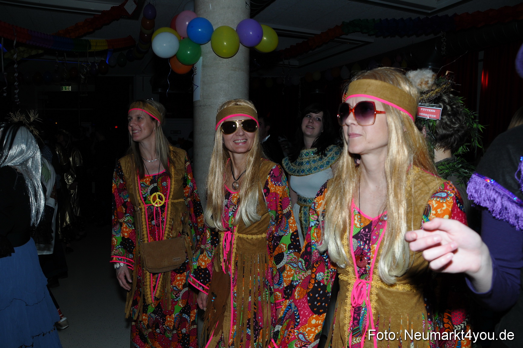 Weiberfasching Neumarkt 070213 0018