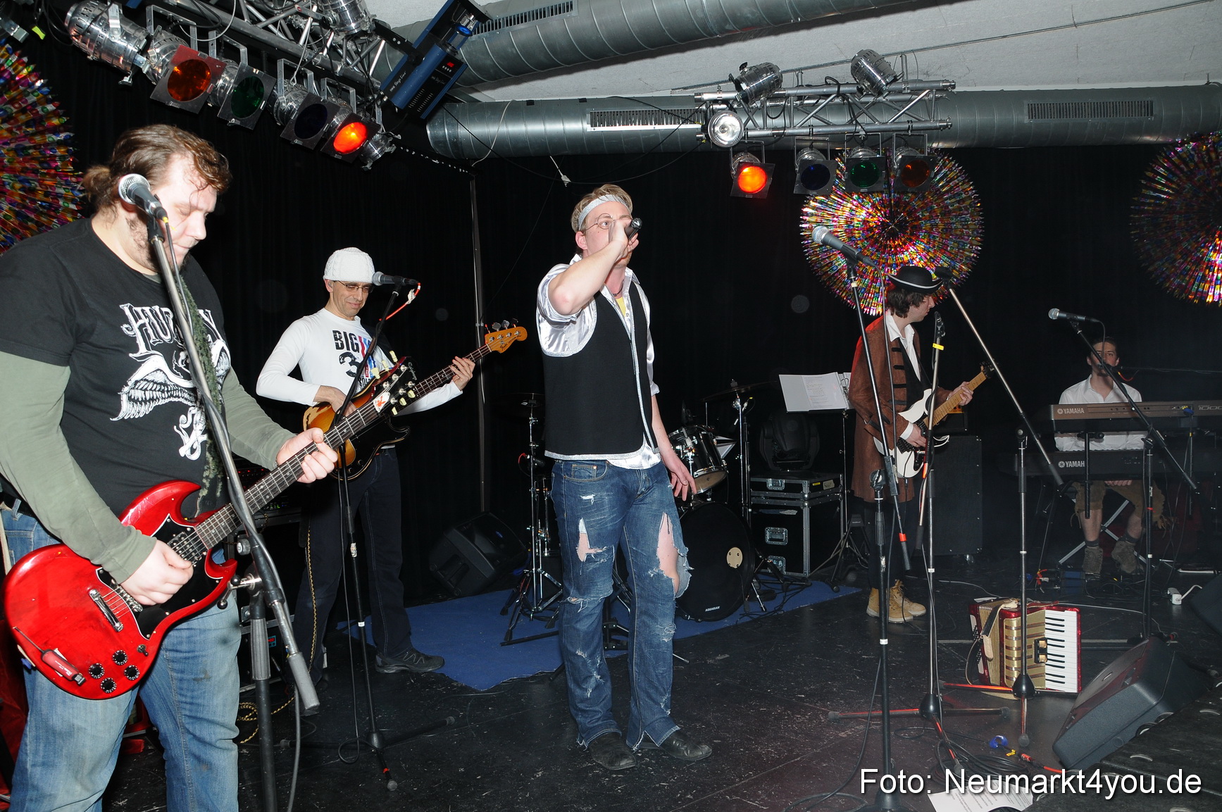 Weiberfasching Neumarkt 070213 0019