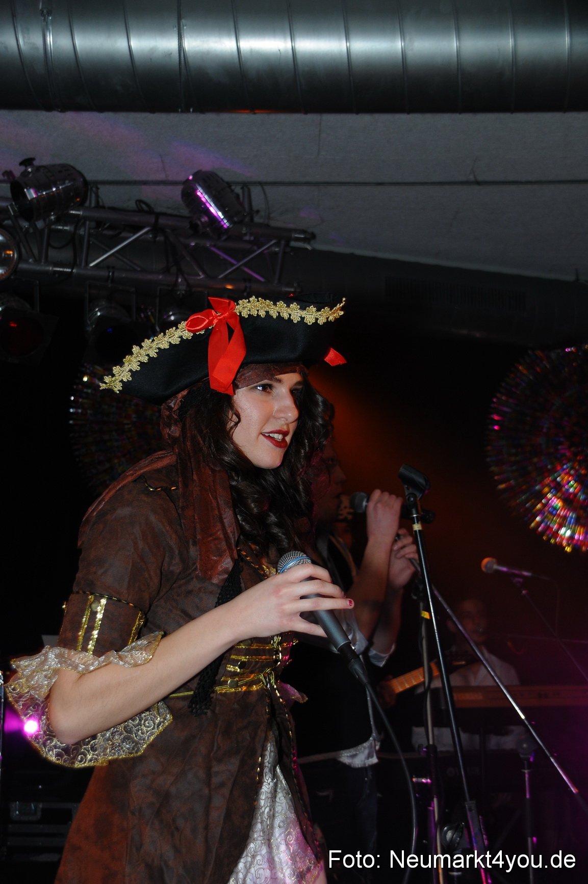 Weiberfasching Neumarkt 070213 0021