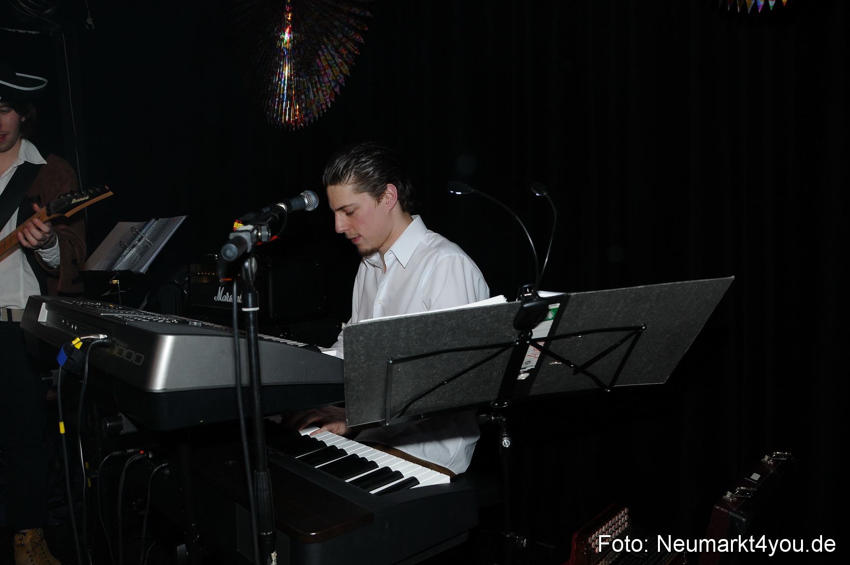 Weiberfasching Neumarkt 070213 0025