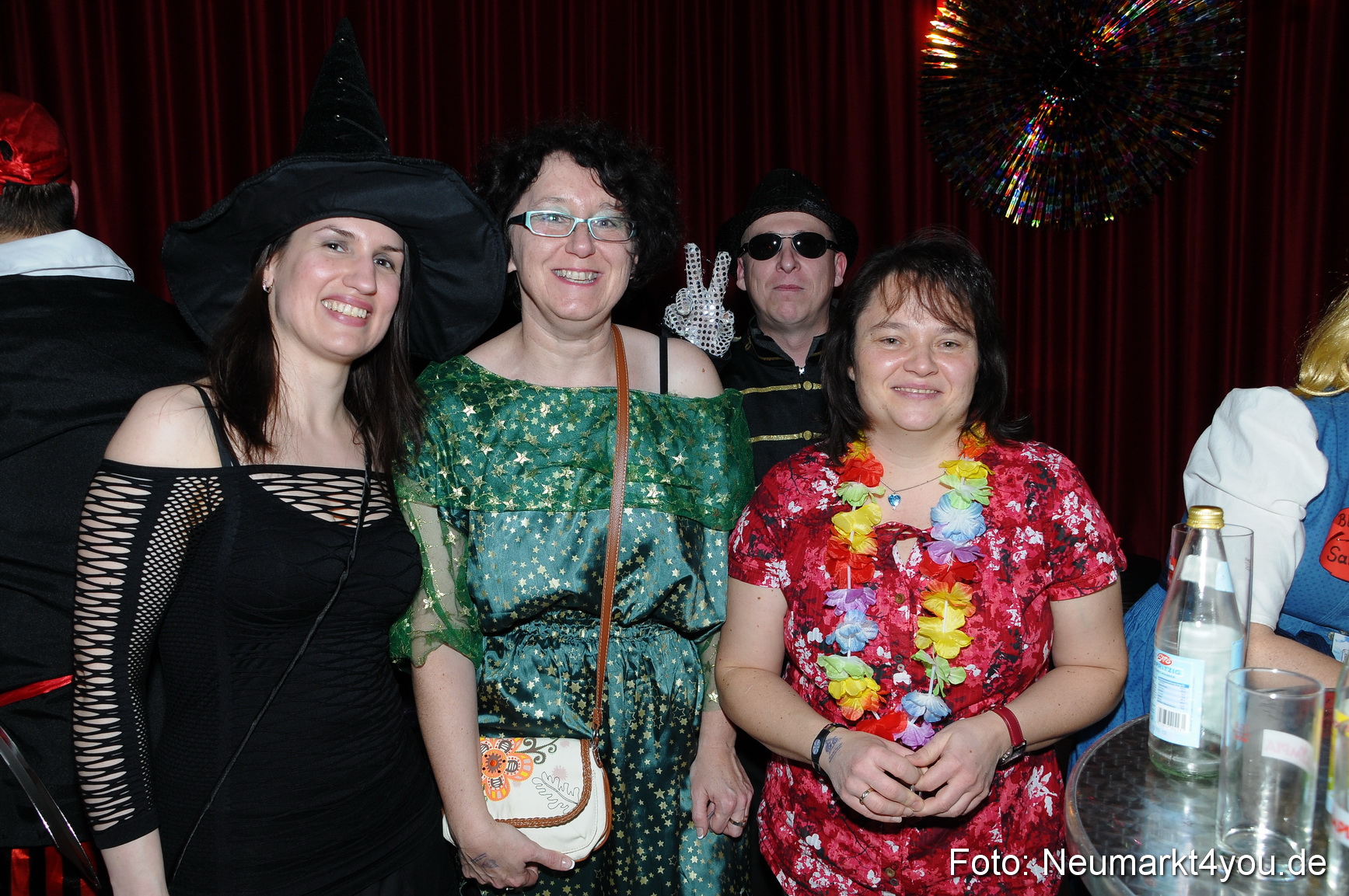 Weiberfasching Neumarkt 070213 0028