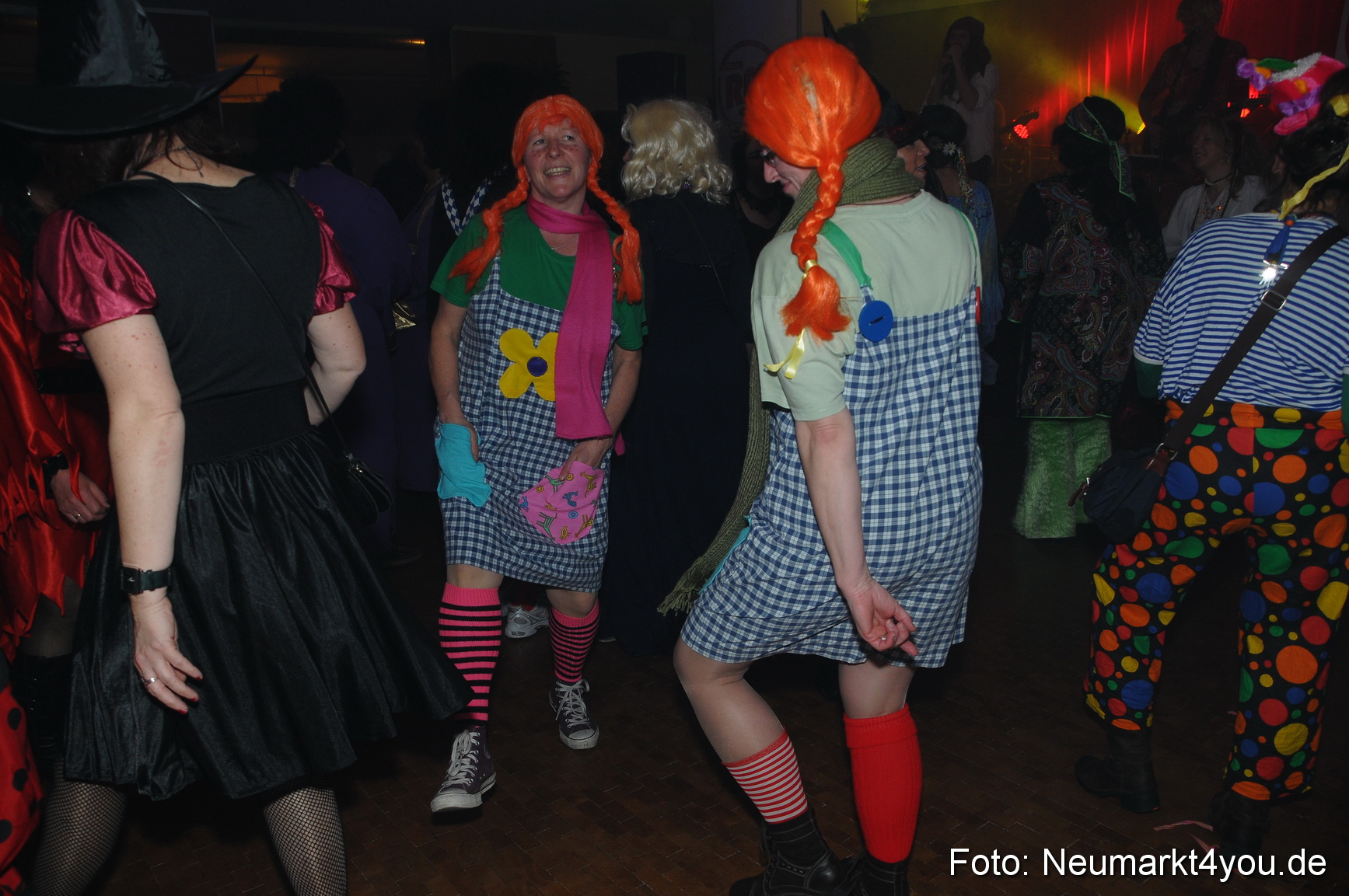 Weiberfasching Neumarkt 070213 0039