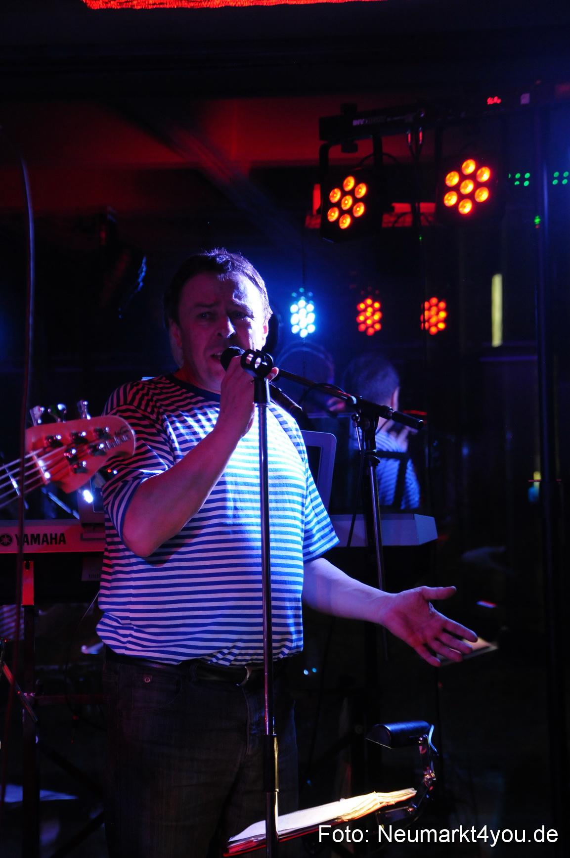 Weiberfasching Neumarkt 070213 0058