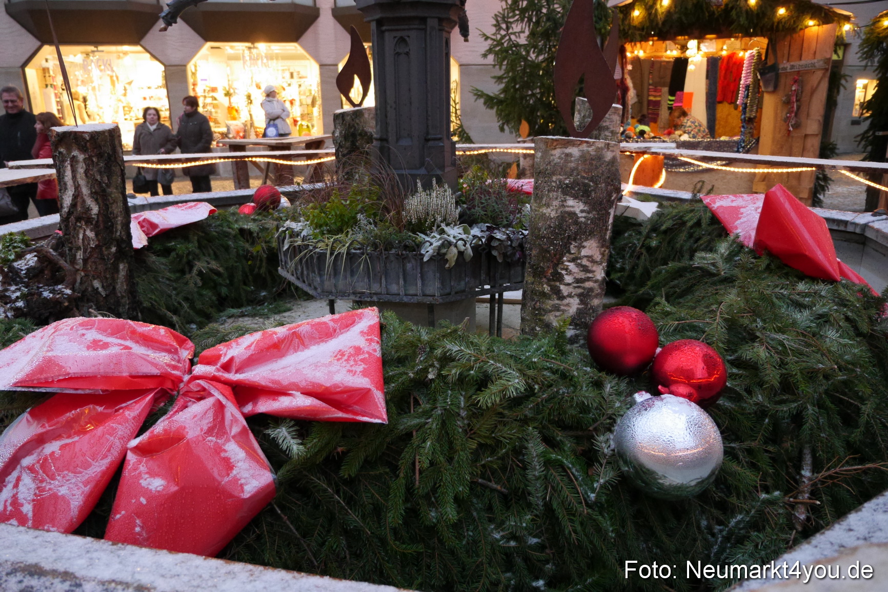 Weihnachtsmarkt Neumarkt 281113 0005