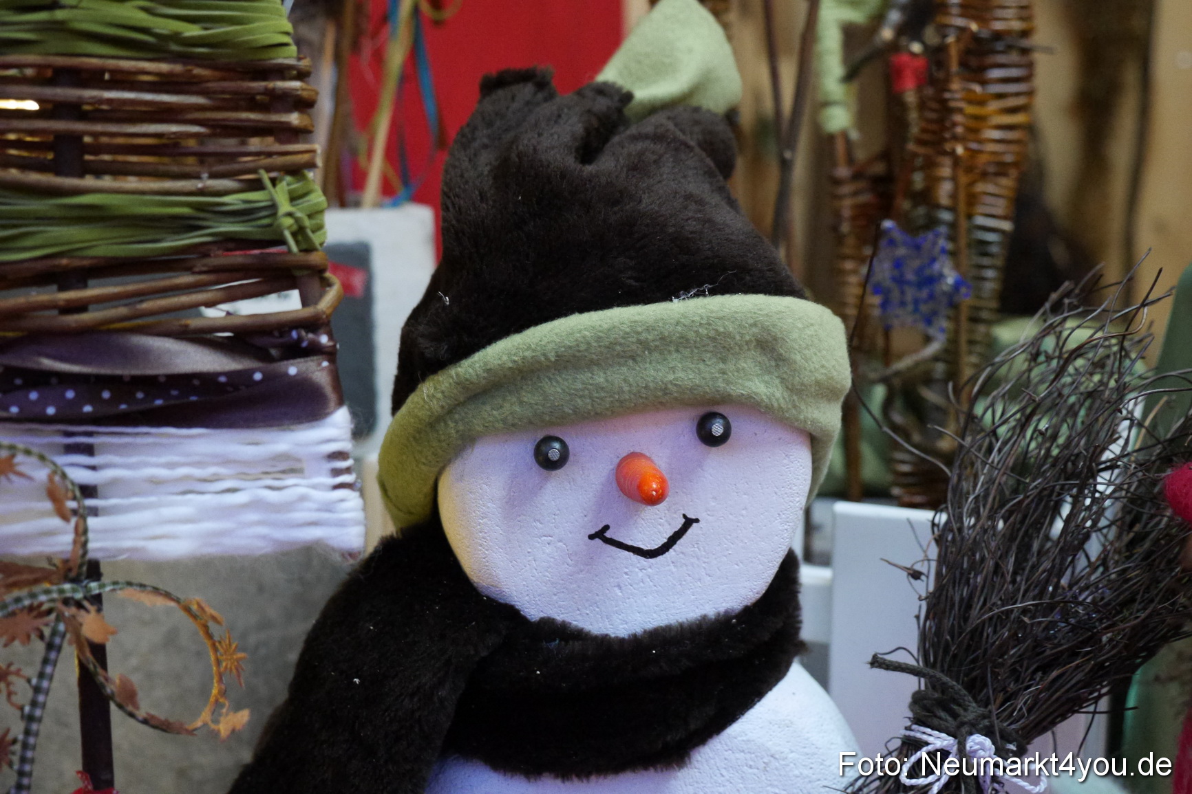 Weihnachtsmarkt Neumarkt 281113 0007