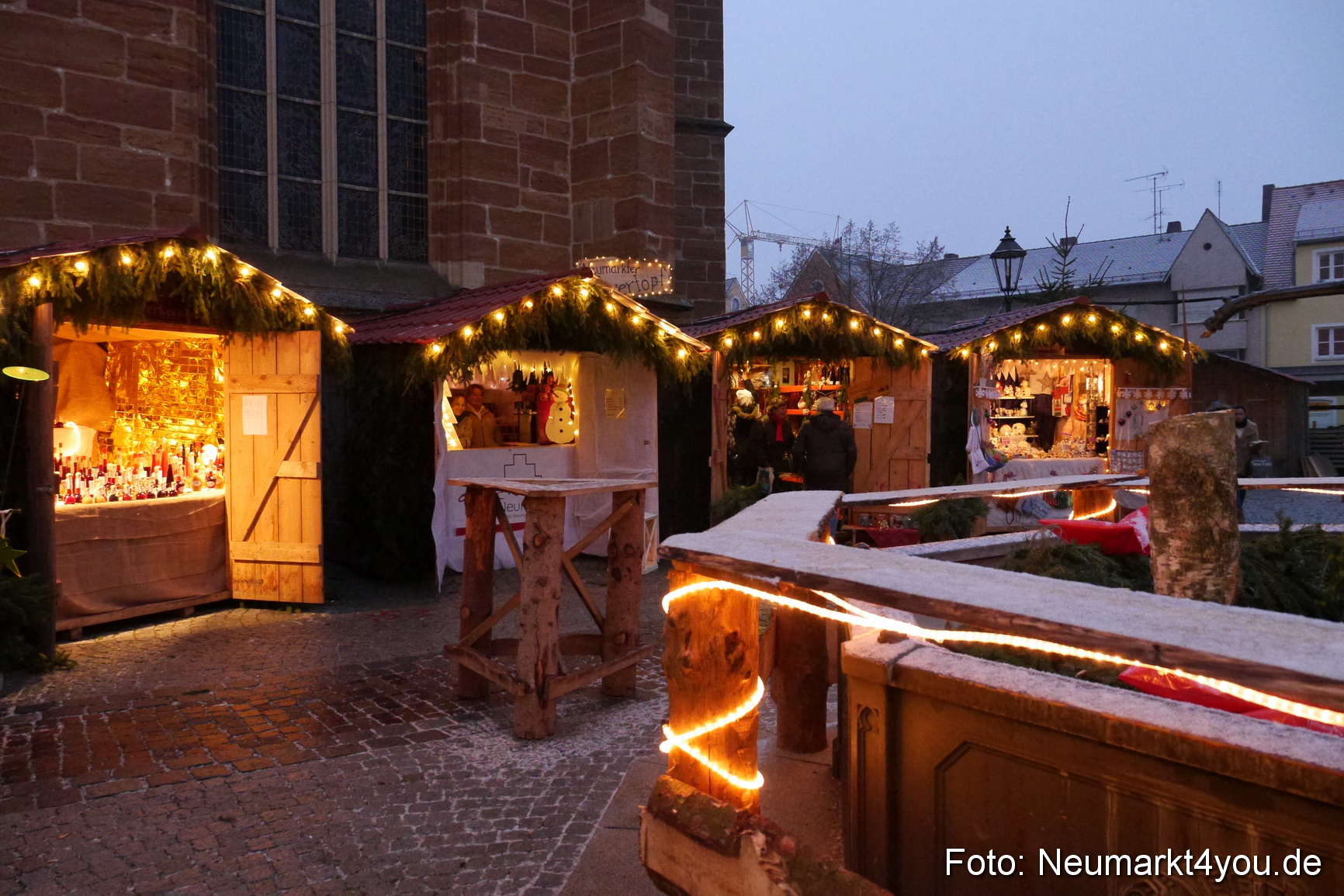 Weihnachtsmarkt Neumarkt 281113 0018