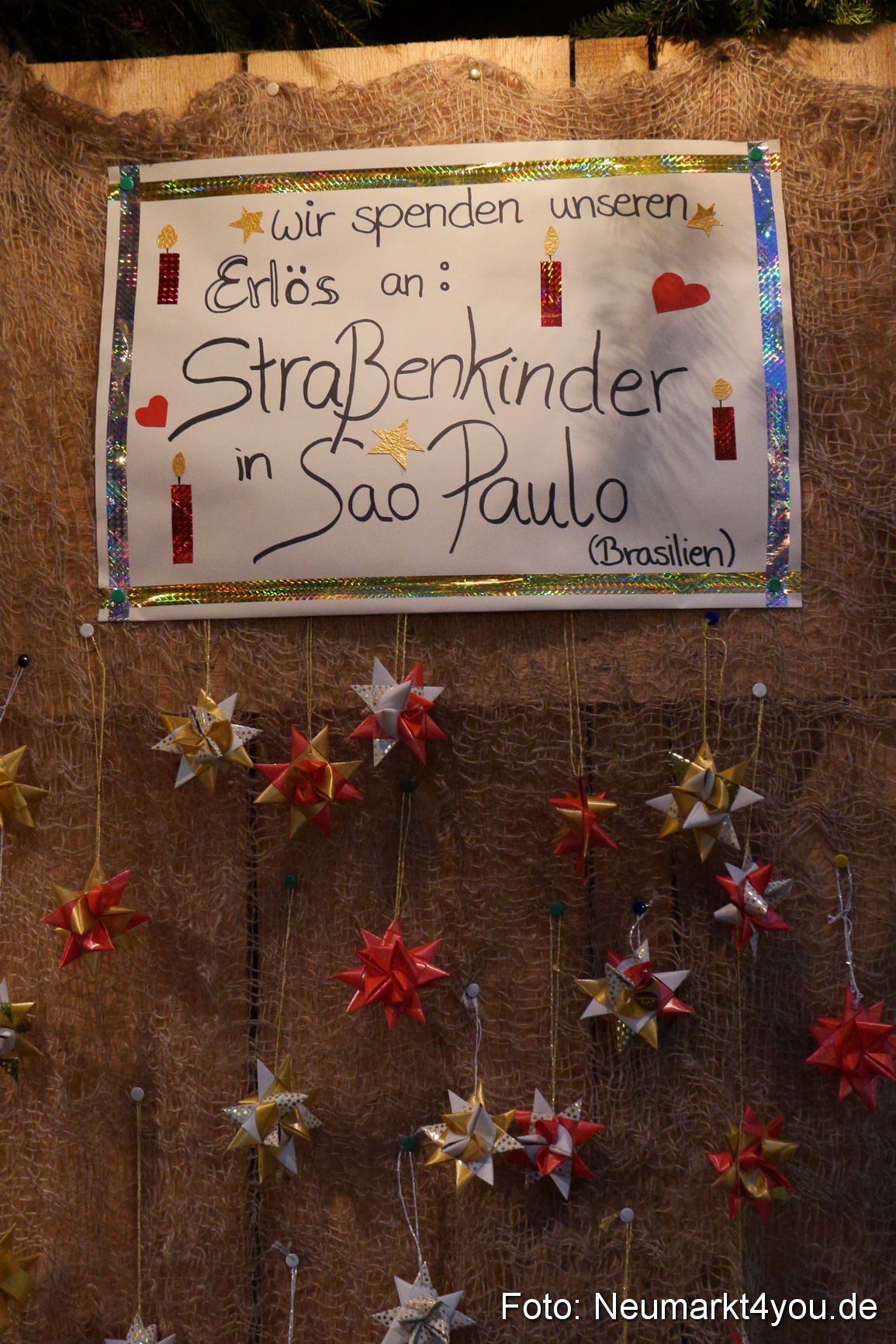 Weihnachtsmarkt Neumarkt 281113 0026