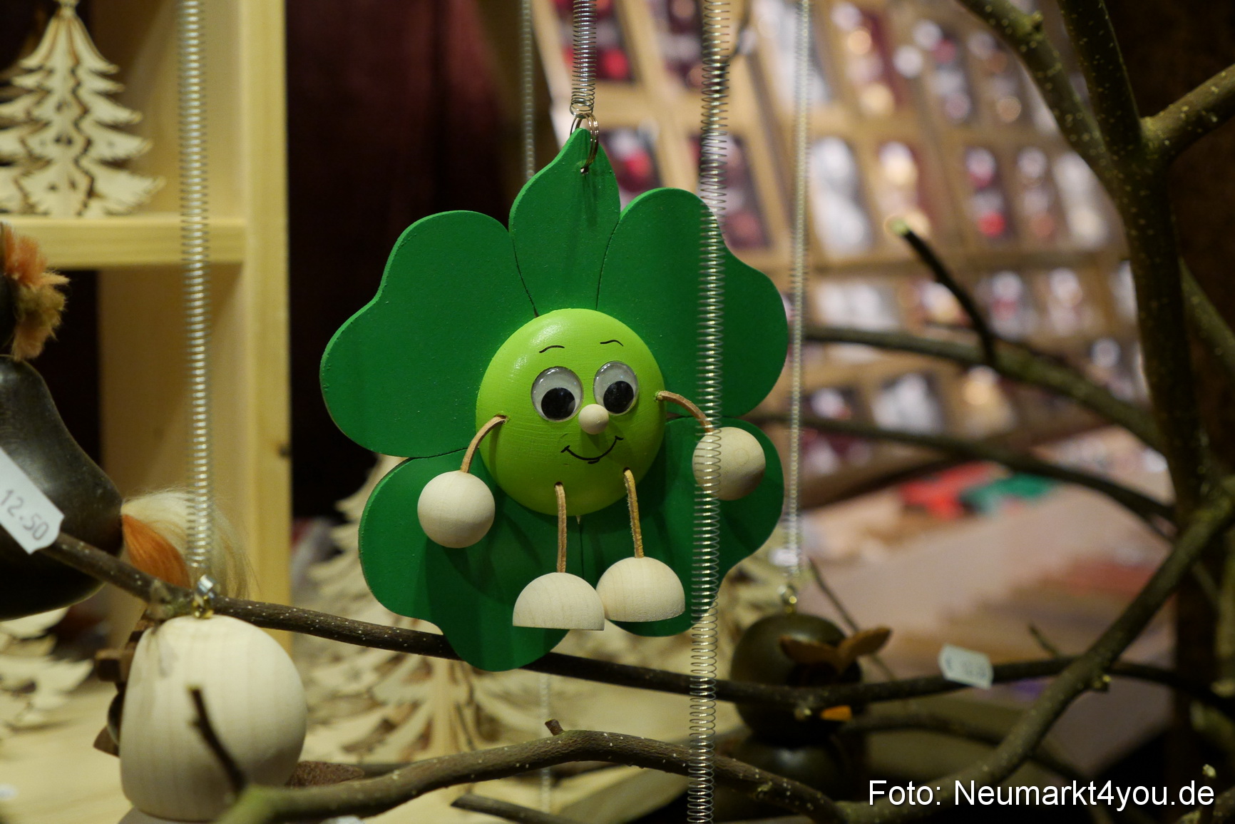 Weihnachtsmarkt Neumarkt 281113 0031