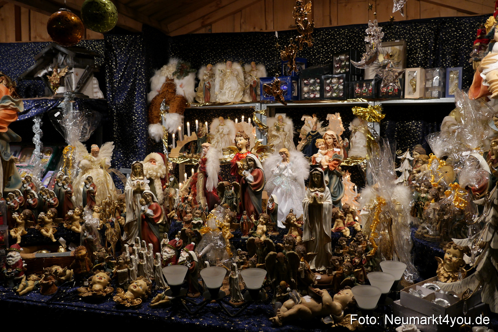 Weihnachtsmarkt Neumarkt 281113 0049