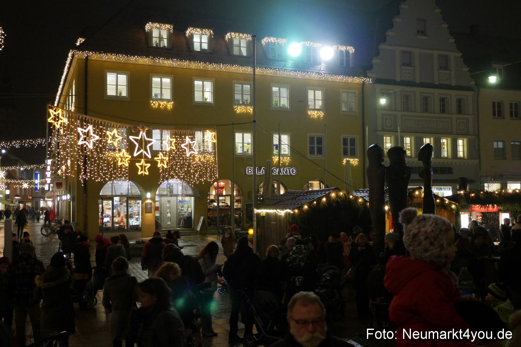Weihnachtsmarkt Neumarkt 281113 0062
