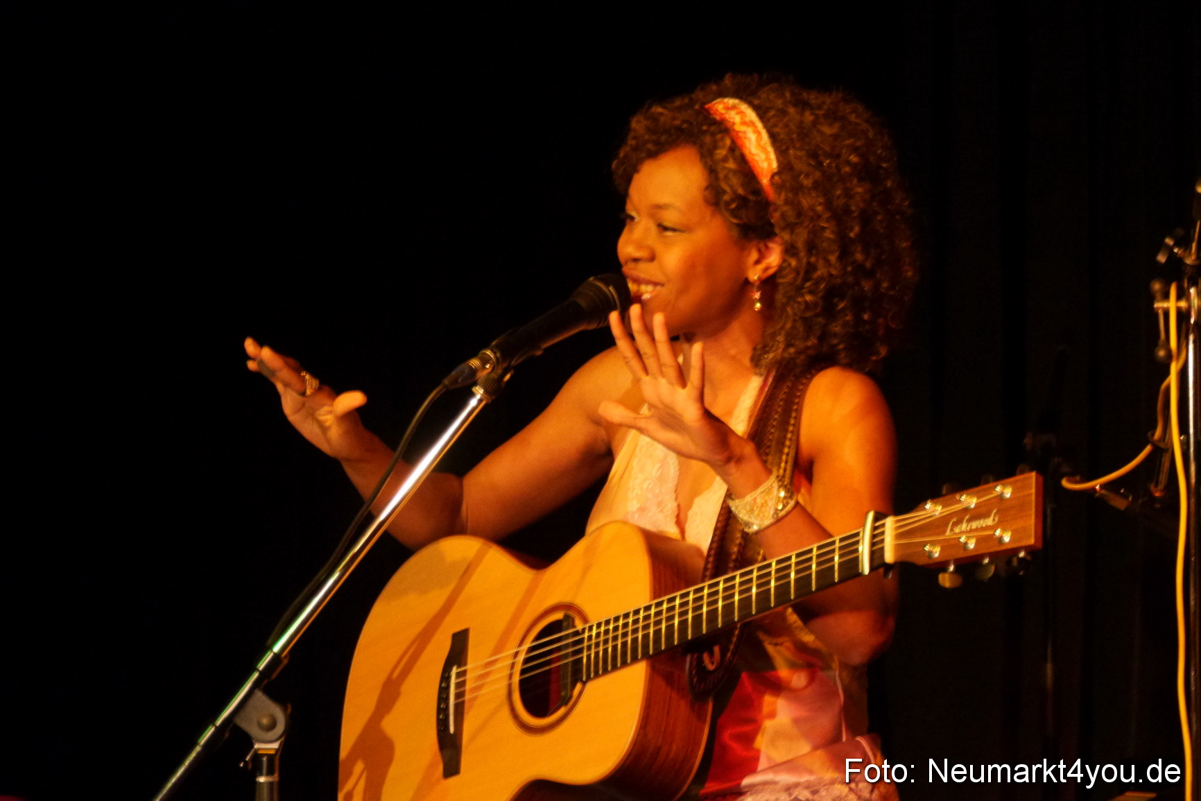 0060 Lisa Doby 300414