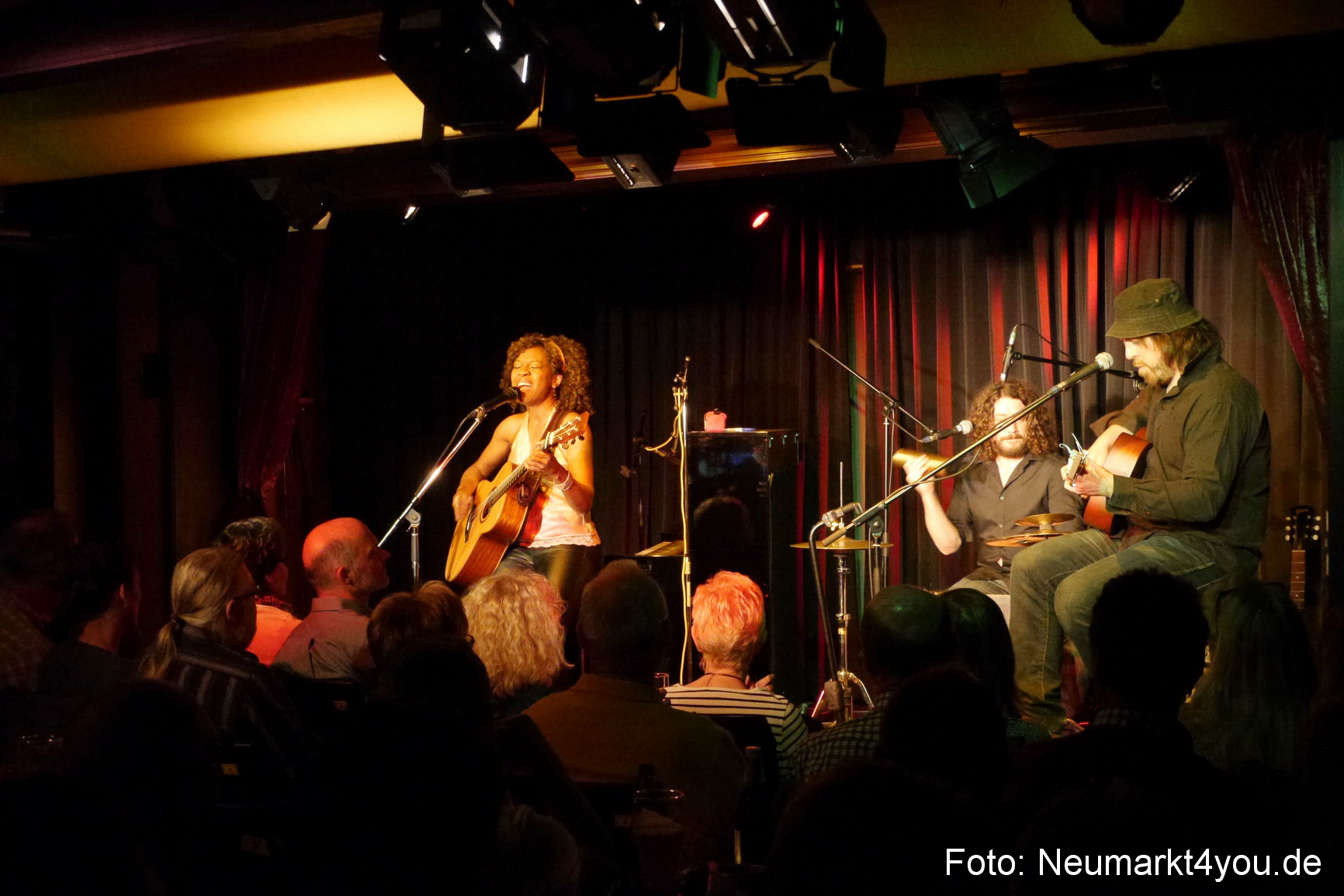 0069 Lisa Doby 300414