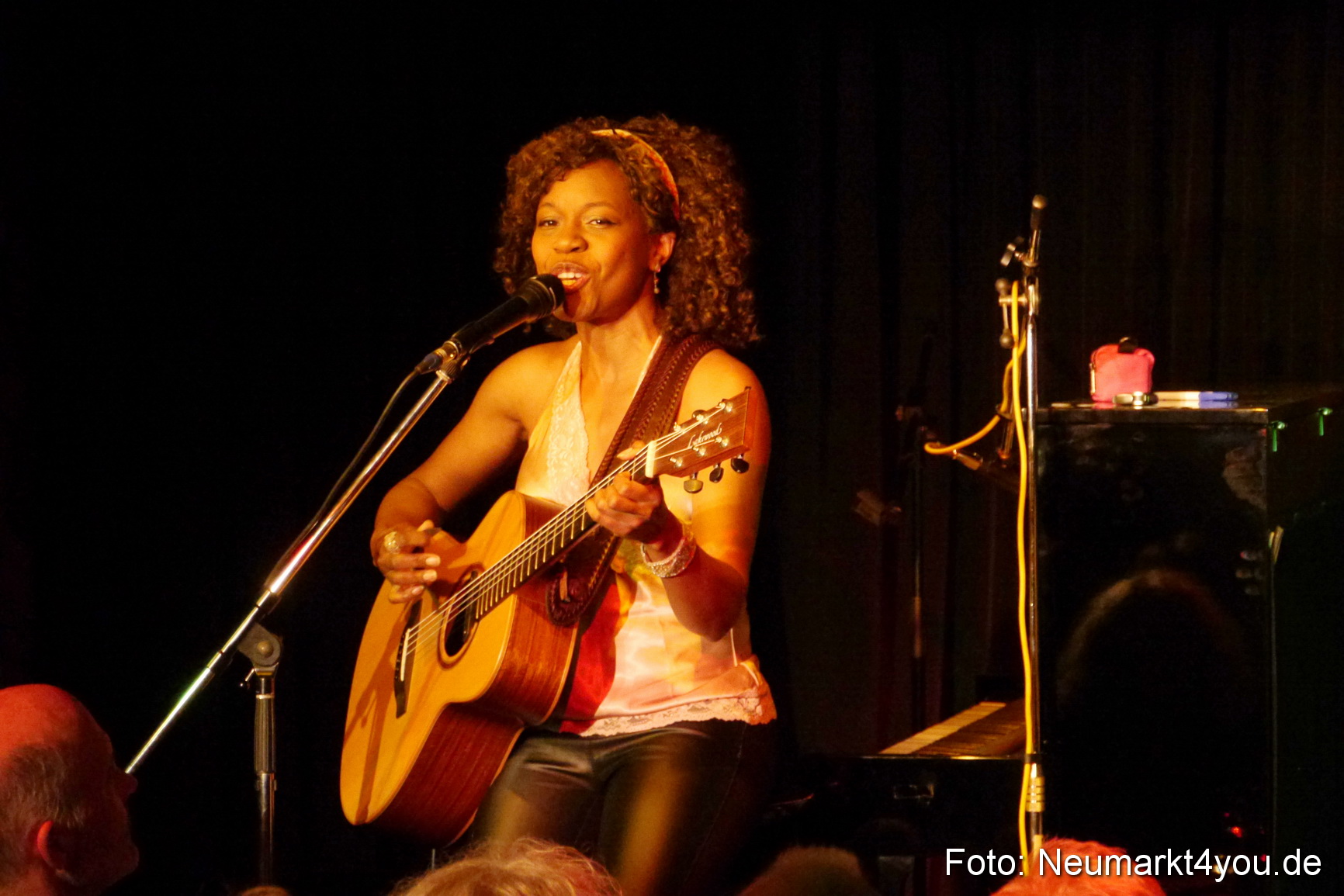 0070 Lisa Doby 300414