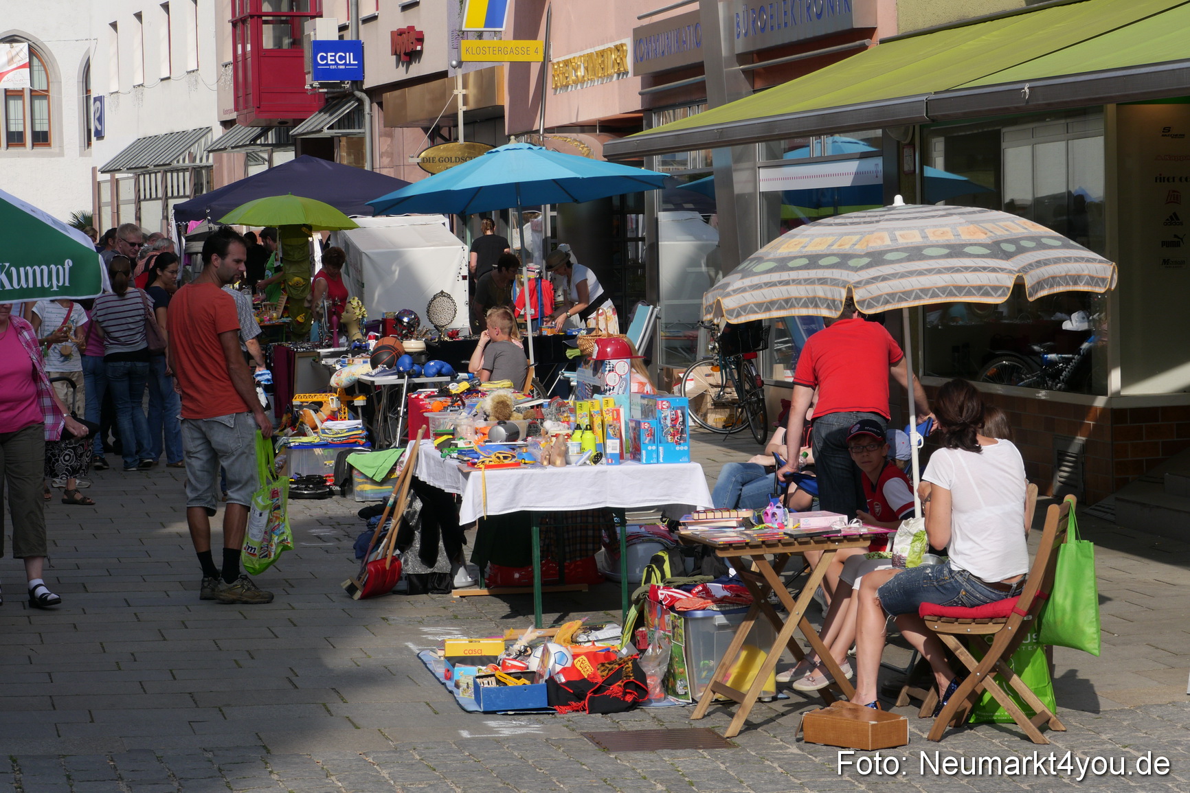 Altstadtflohmarkt Neumarkt 2014
