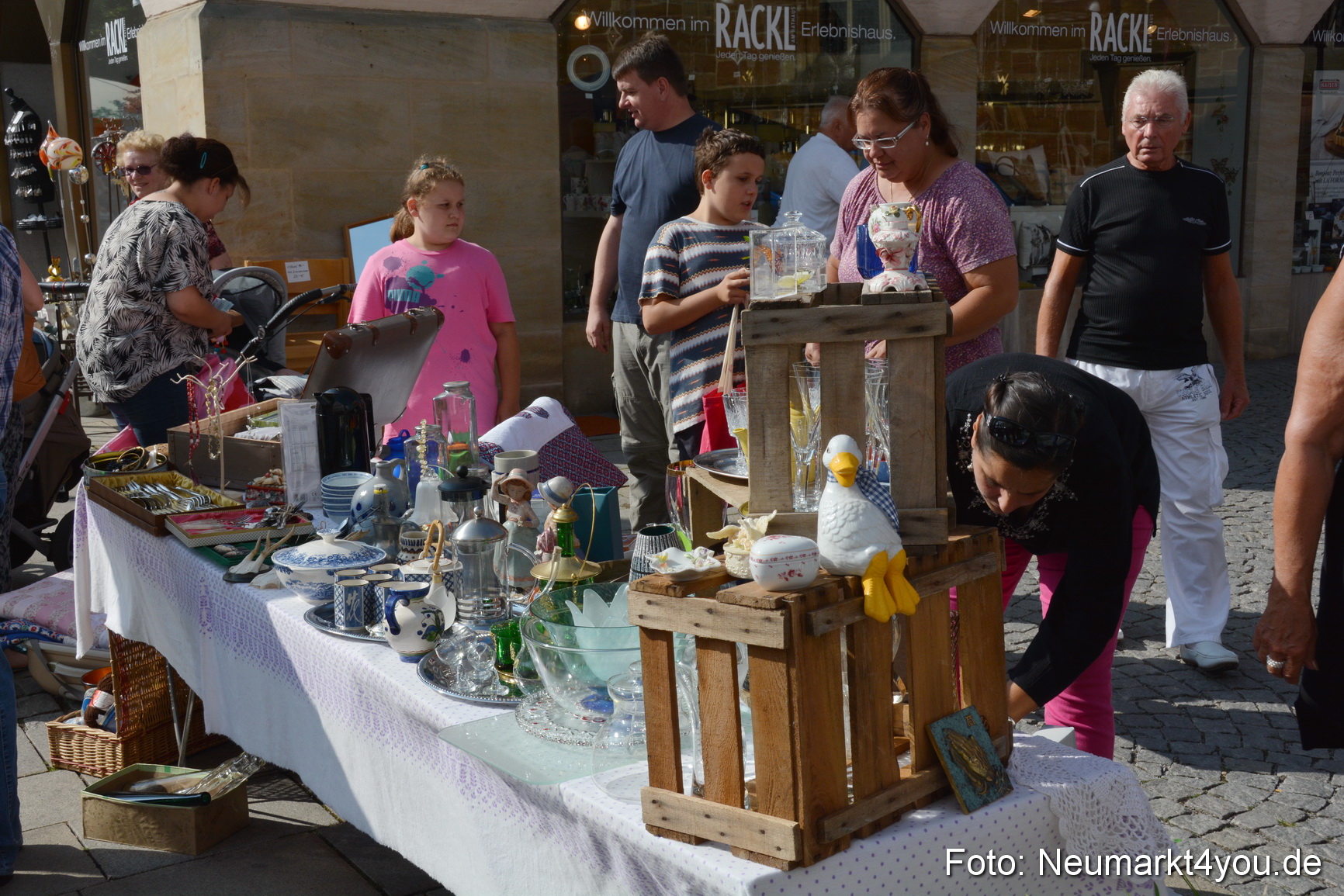 Altstadtflohmarkt Neumarkt 020814 0018
