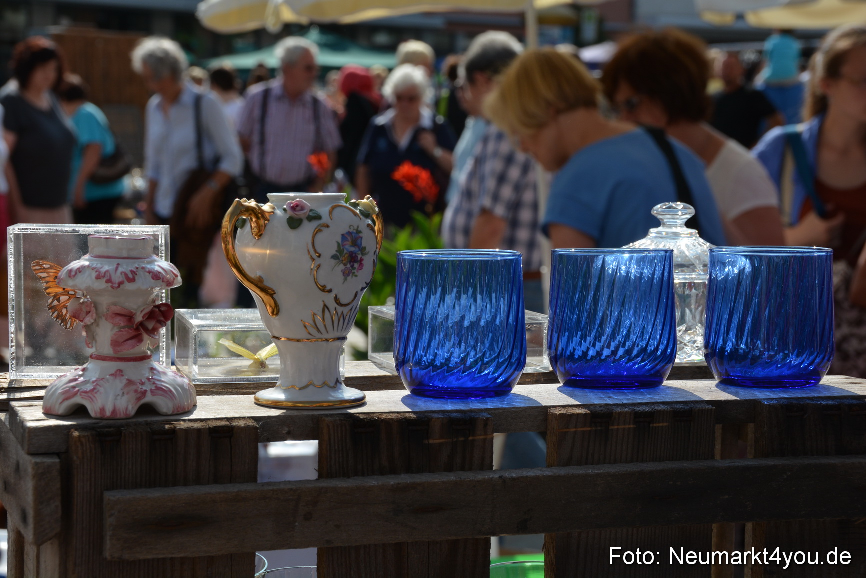 Altstadtflohmarkt Neumarkt 020814 0020