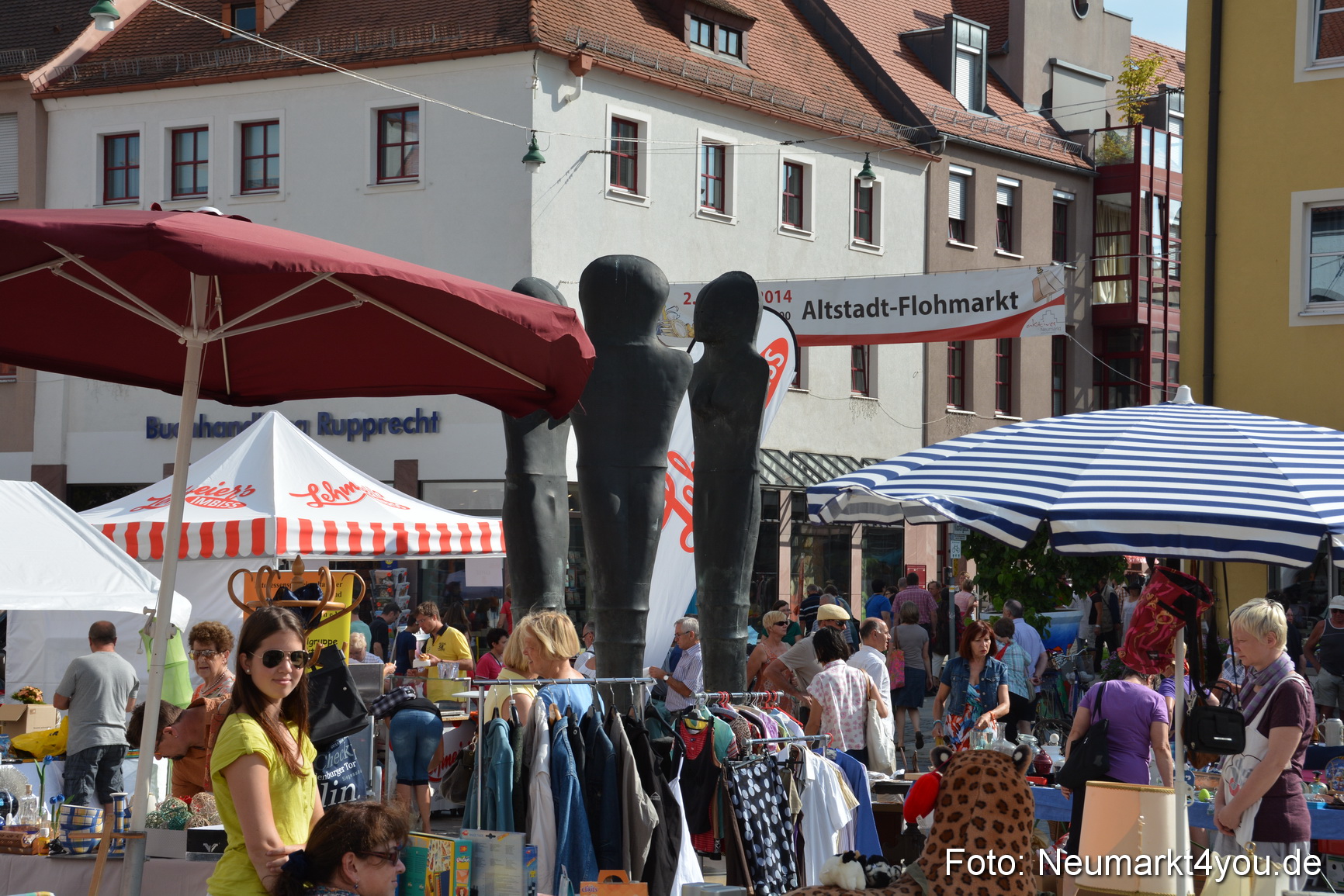 Altstadtflohmarkt Neumarkt 020814 0022