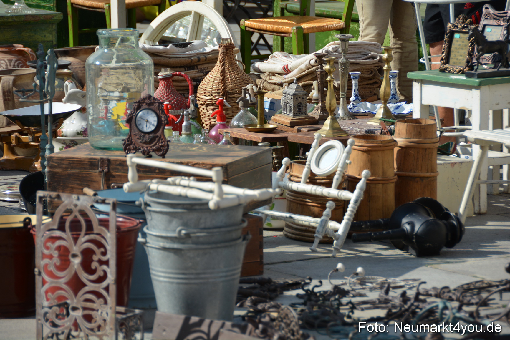 Altstadtflohmarkt Neumarkt 020814 0025