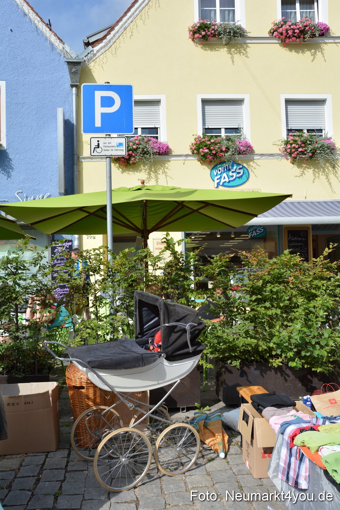 Altstadtflohmarkt Neumarkt 020814 0038