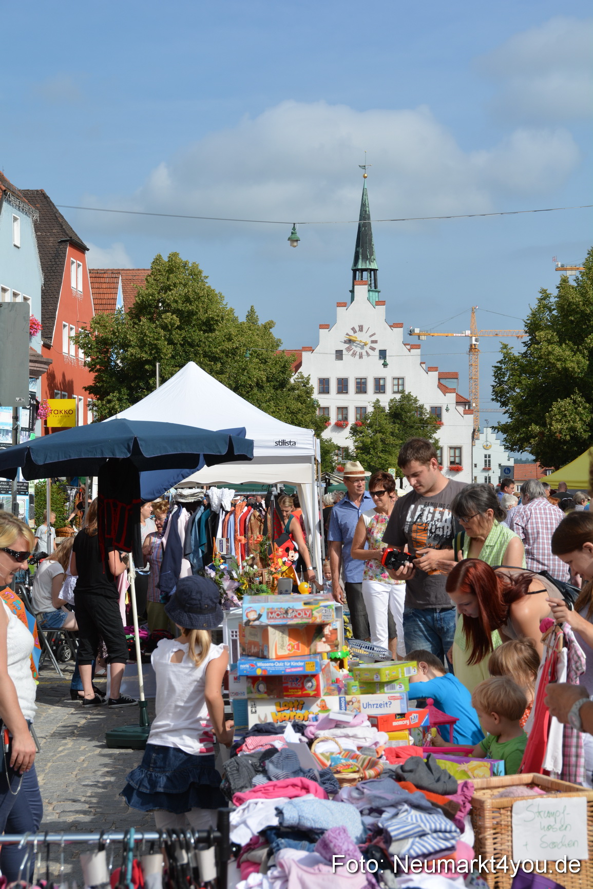 Altstadtflohmarkt Neumarkt 020814 0042