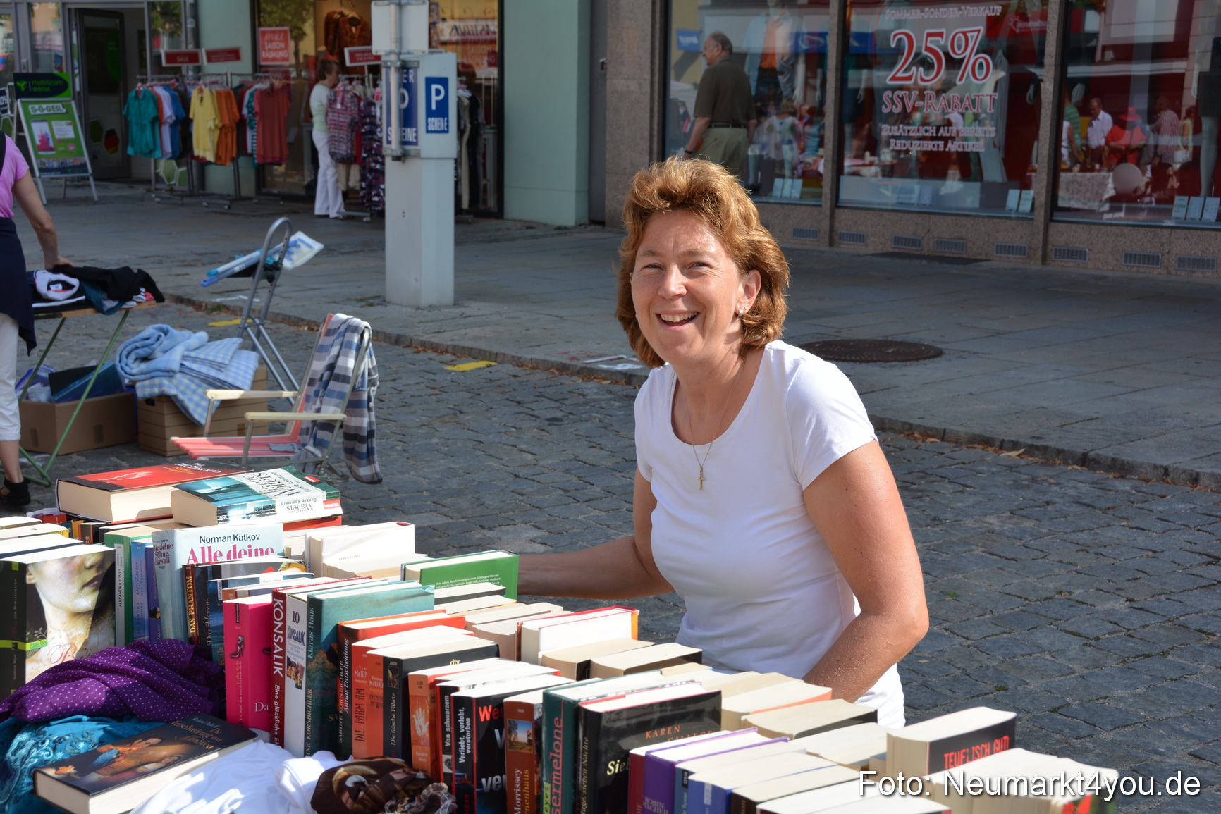 Altstadtflohmarkt Neumarkt 020814 0051