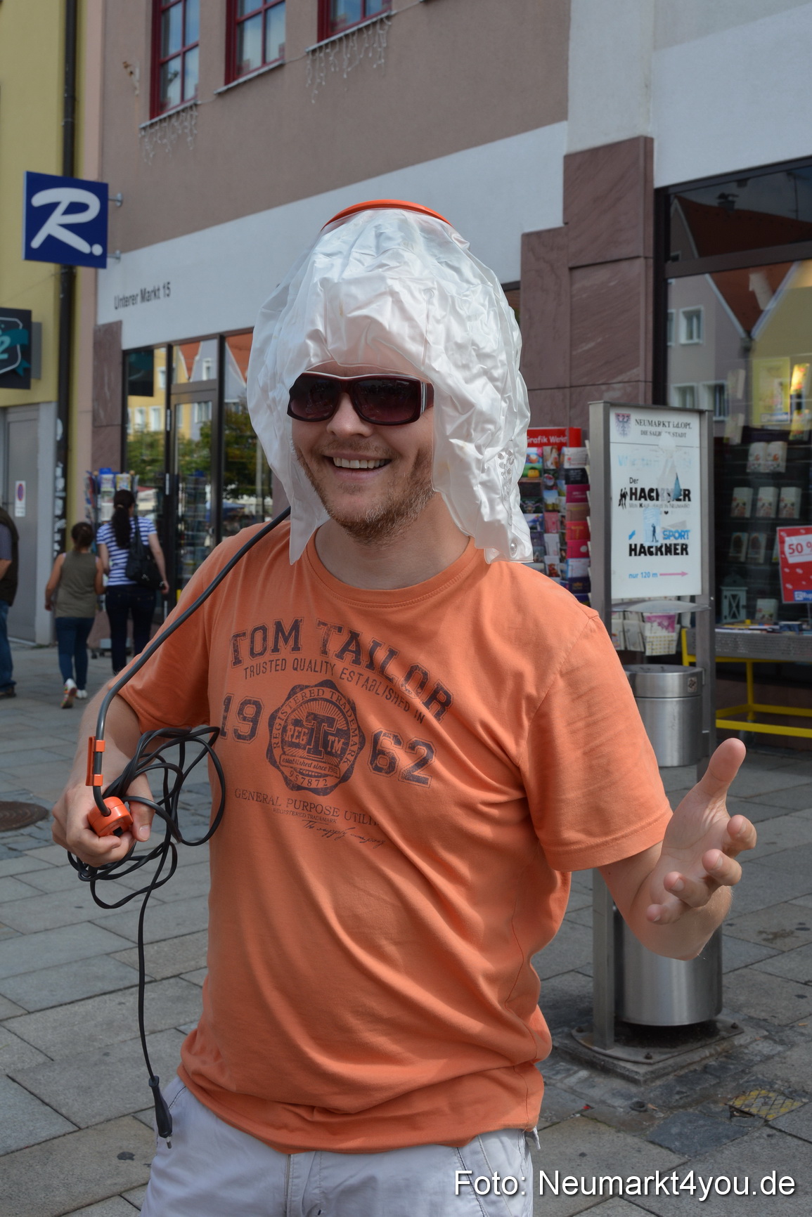 Altstadtflohmarkt Neumarkt 020814 0075