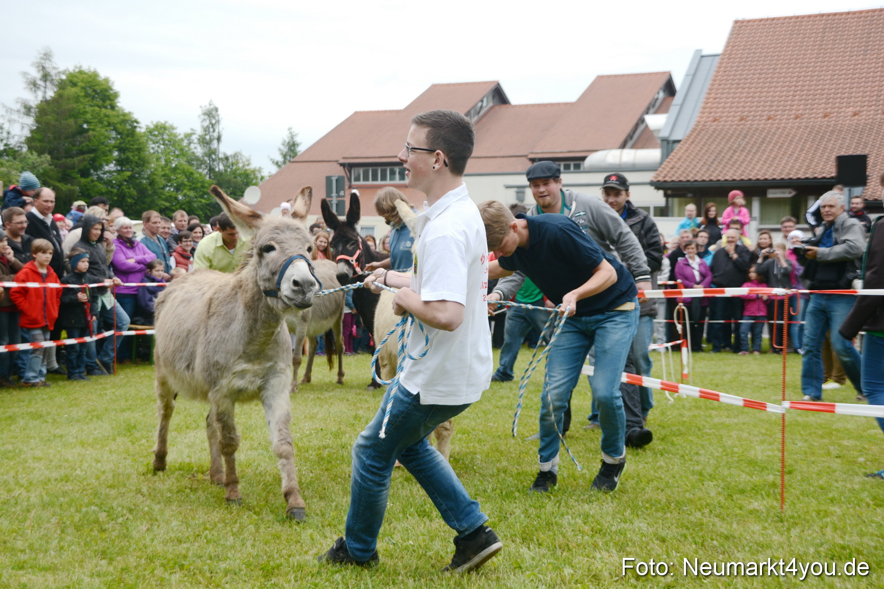 Eselrennen Fruehlingsfest Neumarkt 180514 0011