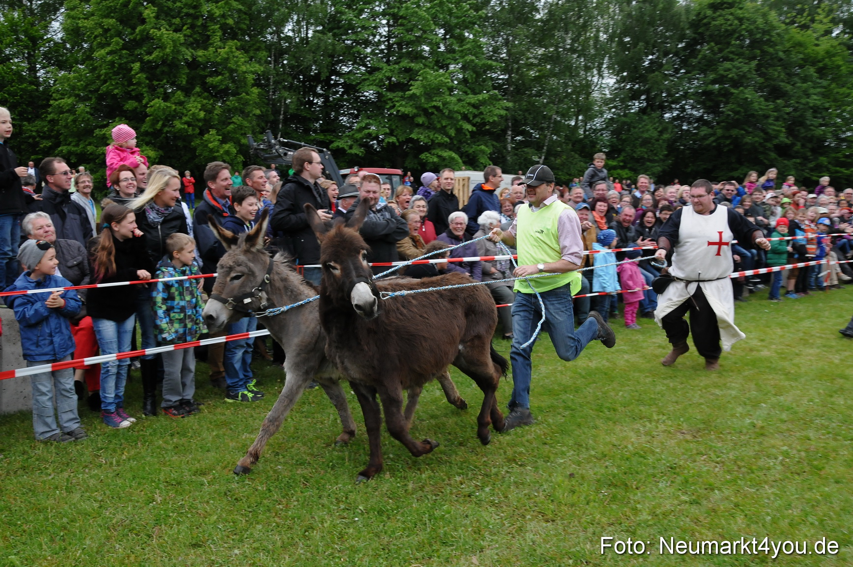 Eselrennen Fruehlingsfest Neumarkt 180514 0039