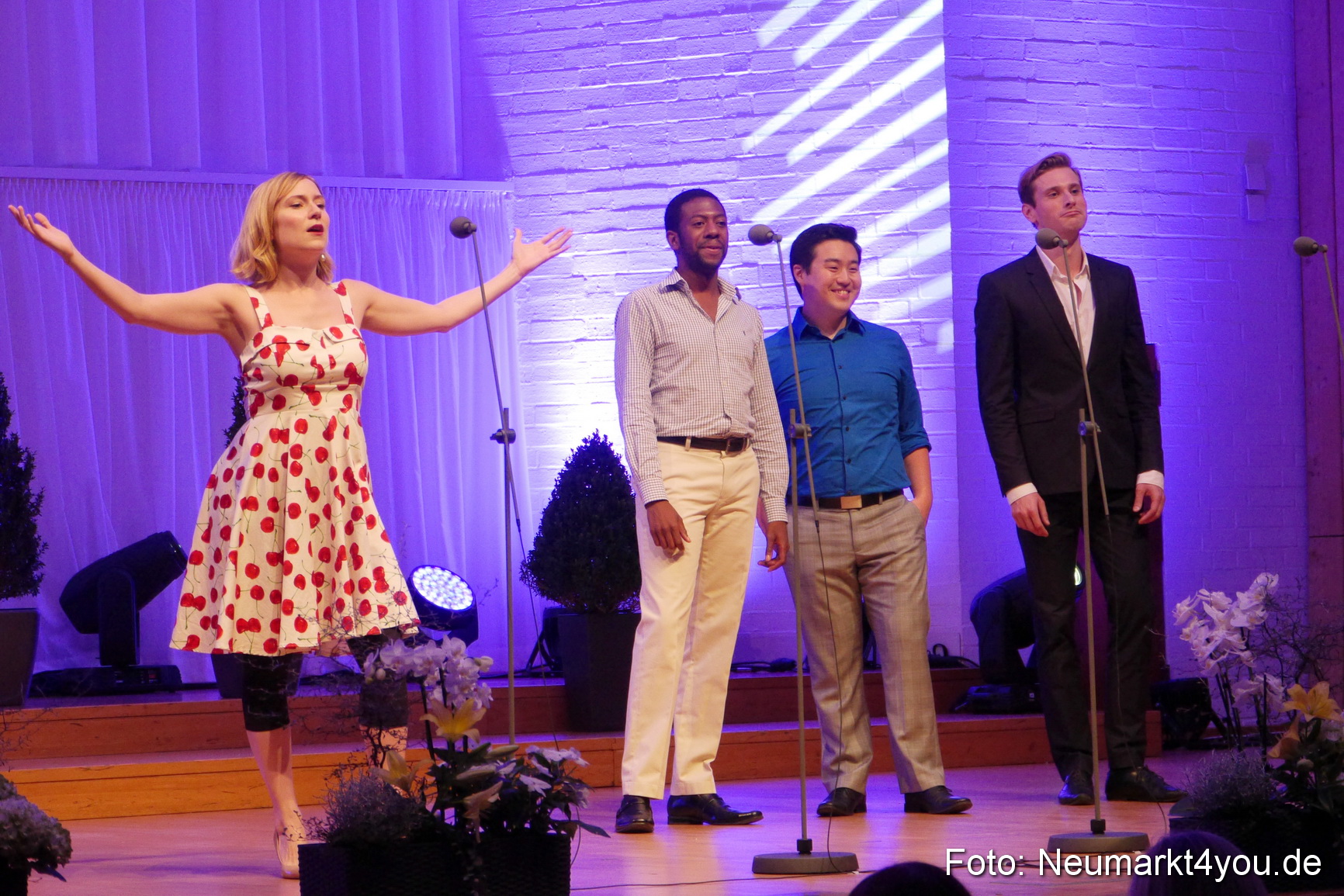 Cabaret IMA 130814 0043