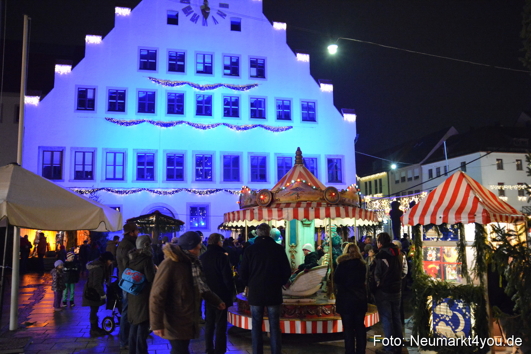 Lichterzug zum Weihnachtsmarkt 061214 0030
