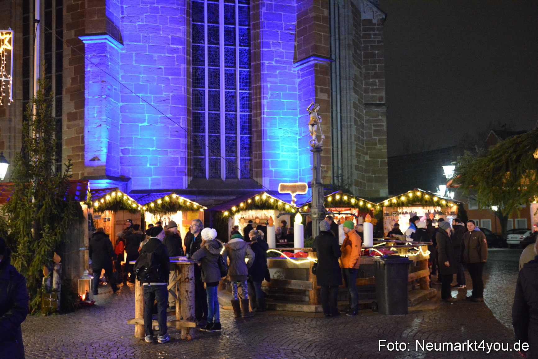 Lichterzug zum Weihnachtsmarkt 061214 0031