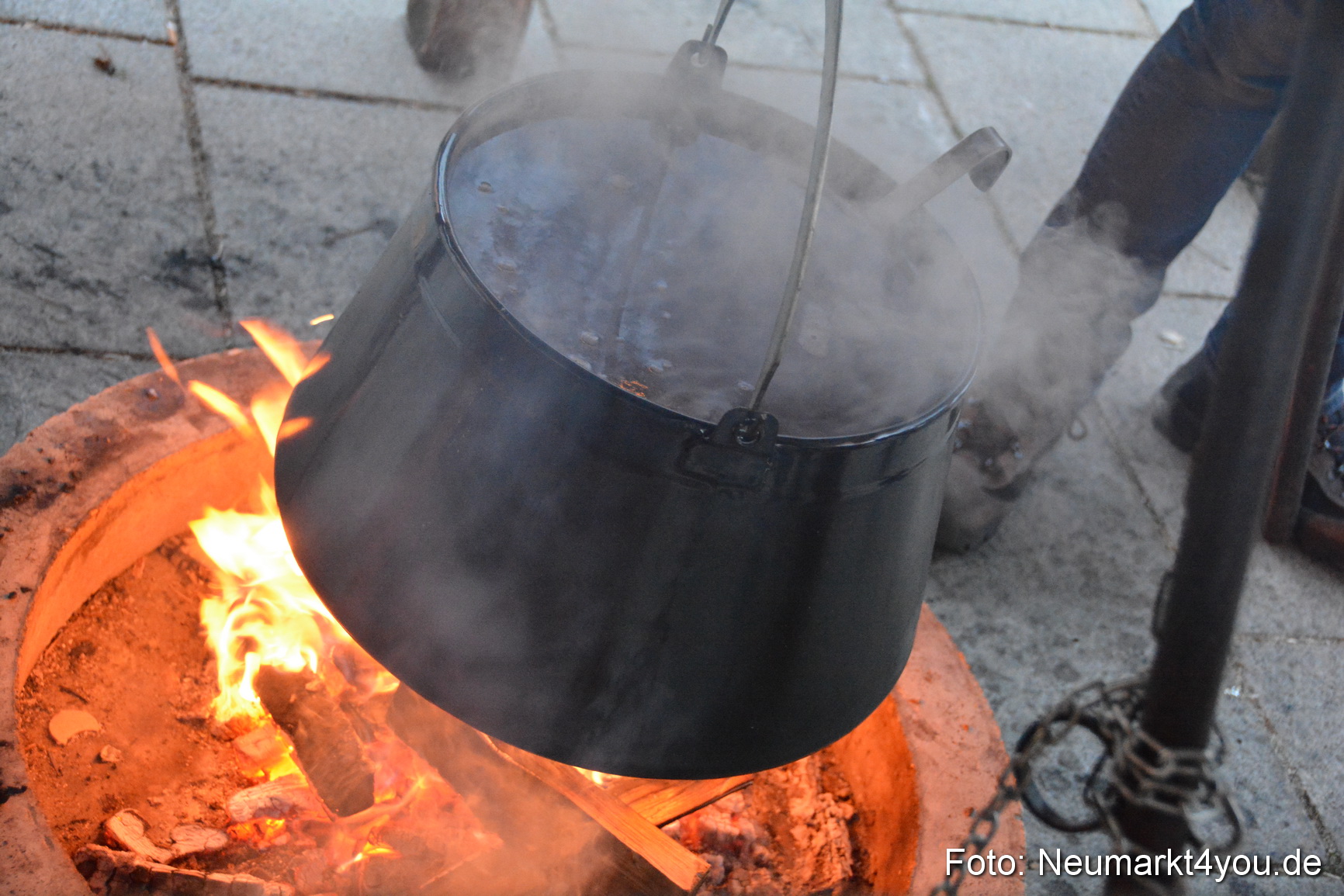 Weihnachtsmarkt Neumarkt 2014 0001